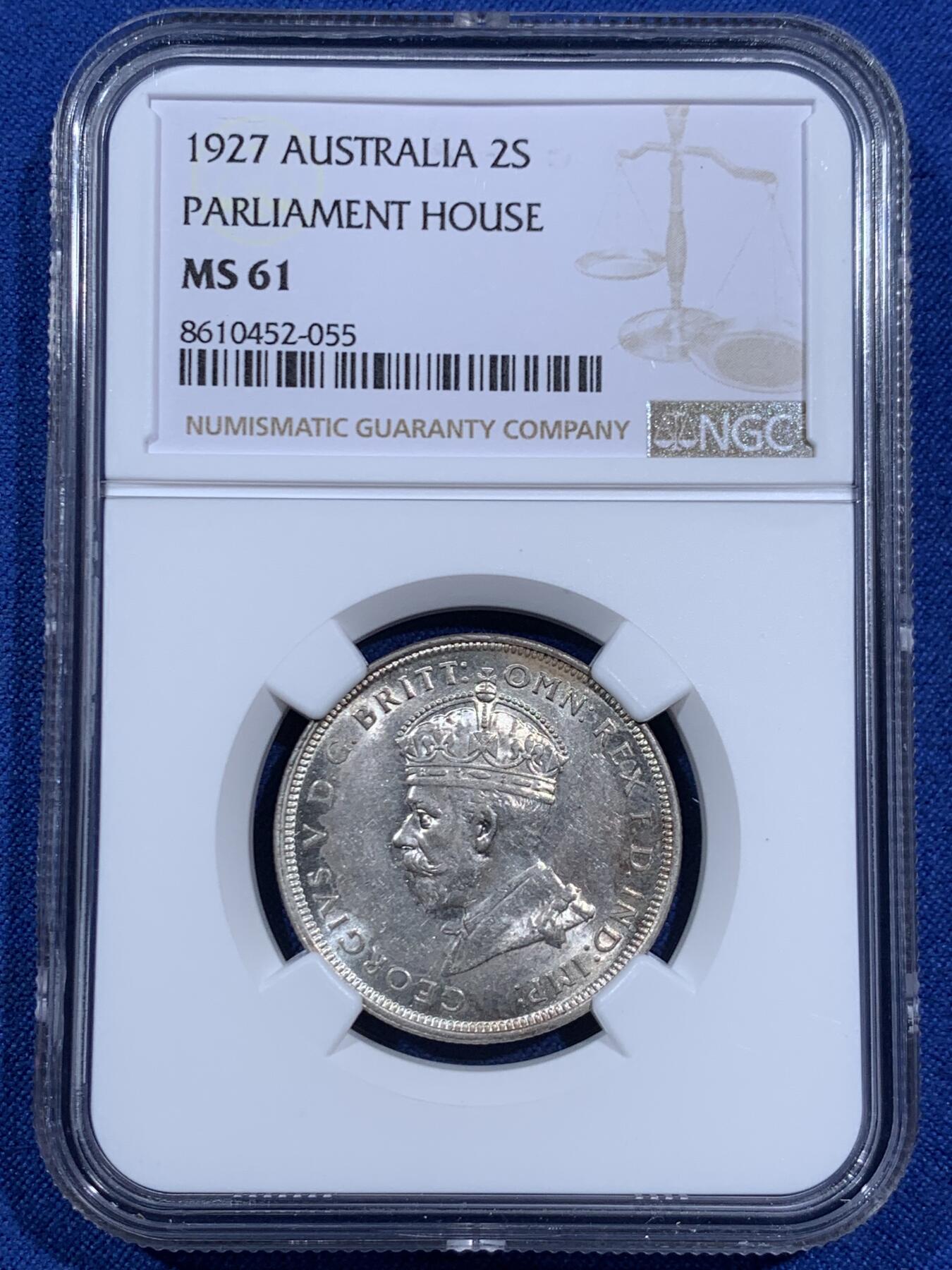 《竞宝斋》第452场 周日，周一 2场连拍 （全场包邮，欢迎送拍） NGC MS61 澳大利亚1927年堪培拉国会大厦纪念银币，原色银光好状态，澳大利亚的第一款纪念币，值得入手