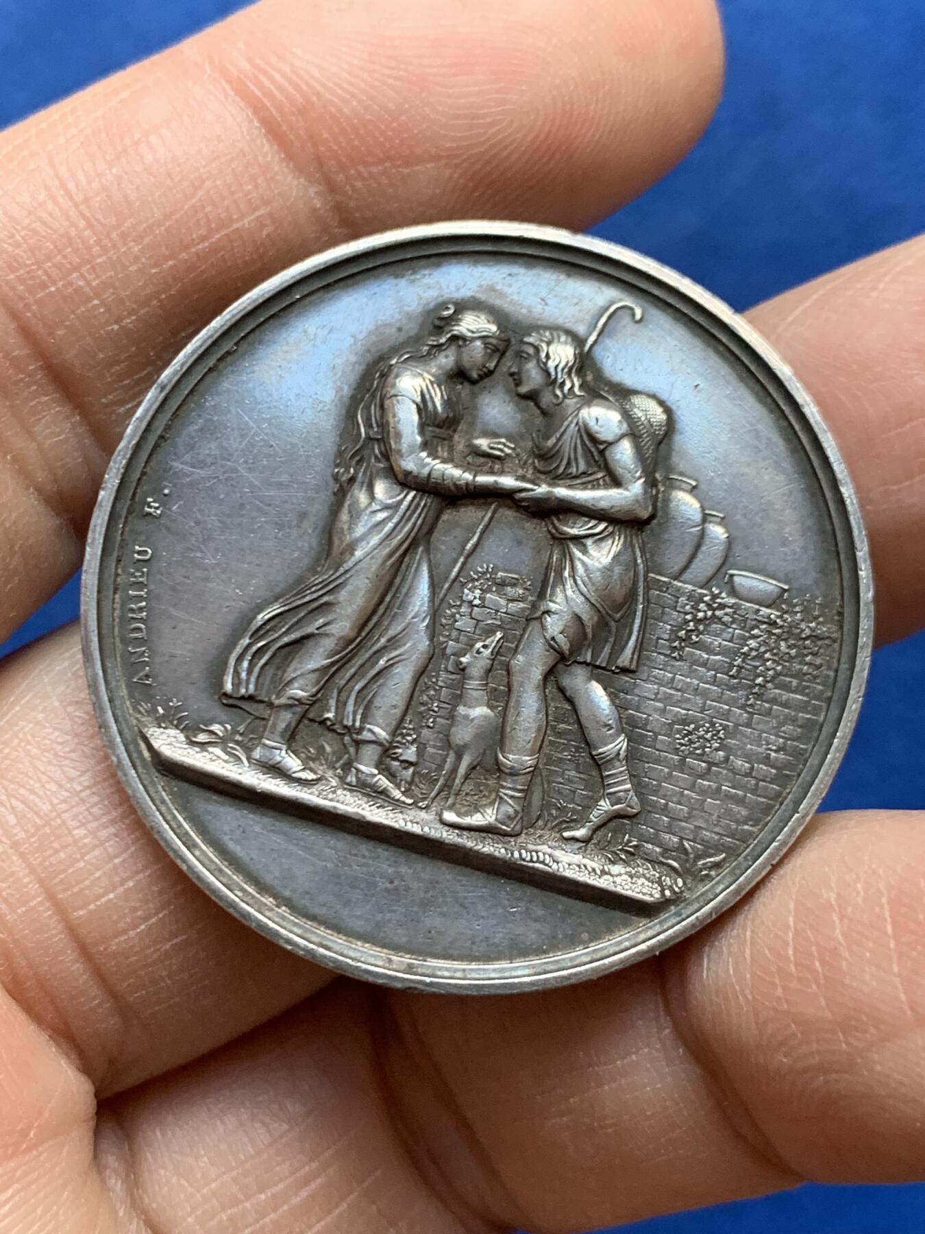 《竞宝斋》第452场 周日，周一 2场连拍 （全场包邮，欢迎送拍） 法国结婚纪念银章 35.8MM 20.25g 早期无边铭 少见未刻字