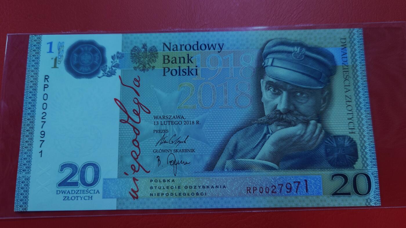 【新年二拍】世界钱币～微拍第223期暨2025年第63期  裸钞专场超低起拍 欢迎参与 2018年波兰20兹罗提 纪念钞全新绝品无4 原装册