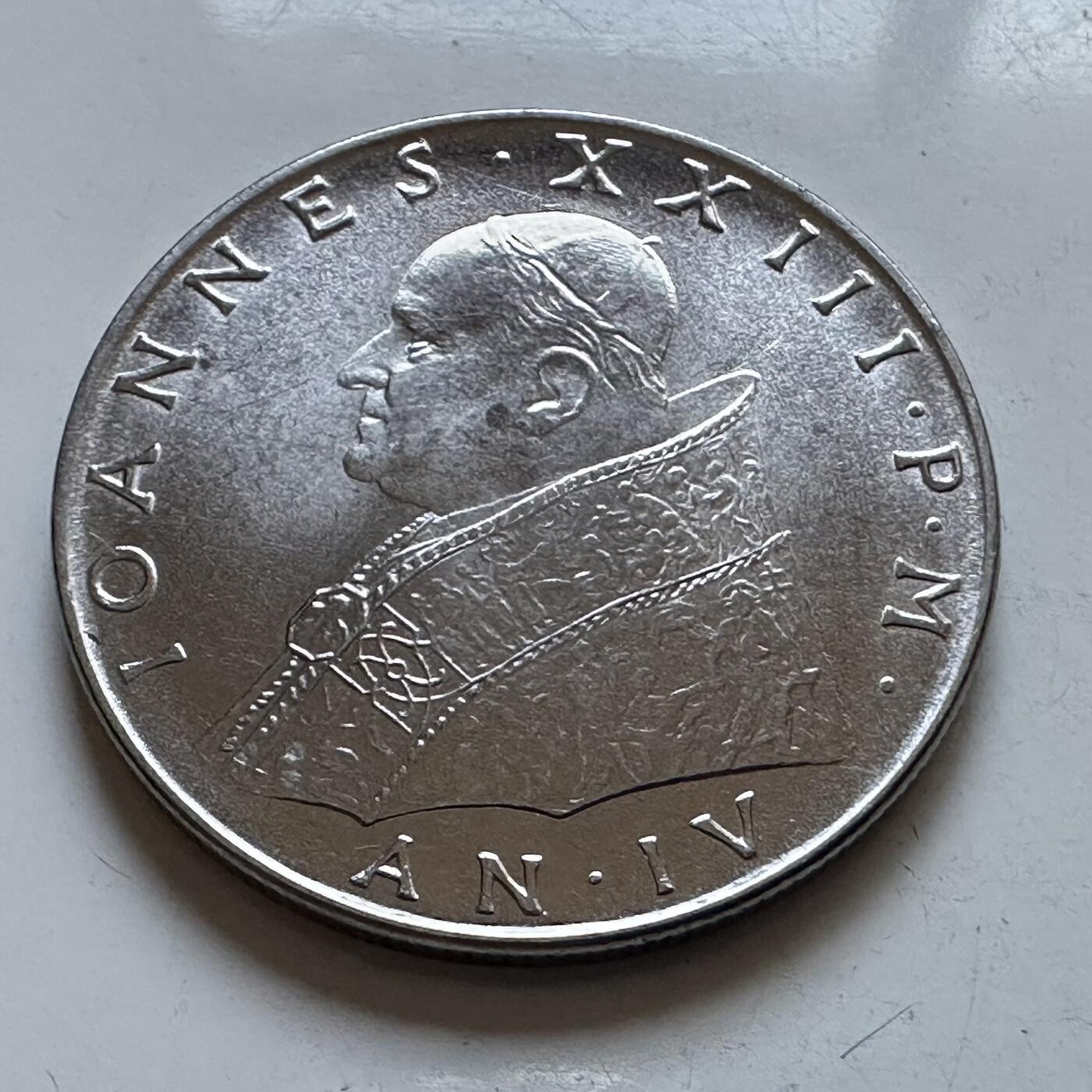 🌹外币初藏🌹🐯2025年第147场  每周二四六晚8️⃣点 接代拍 梵蒂冈1962年100里拉