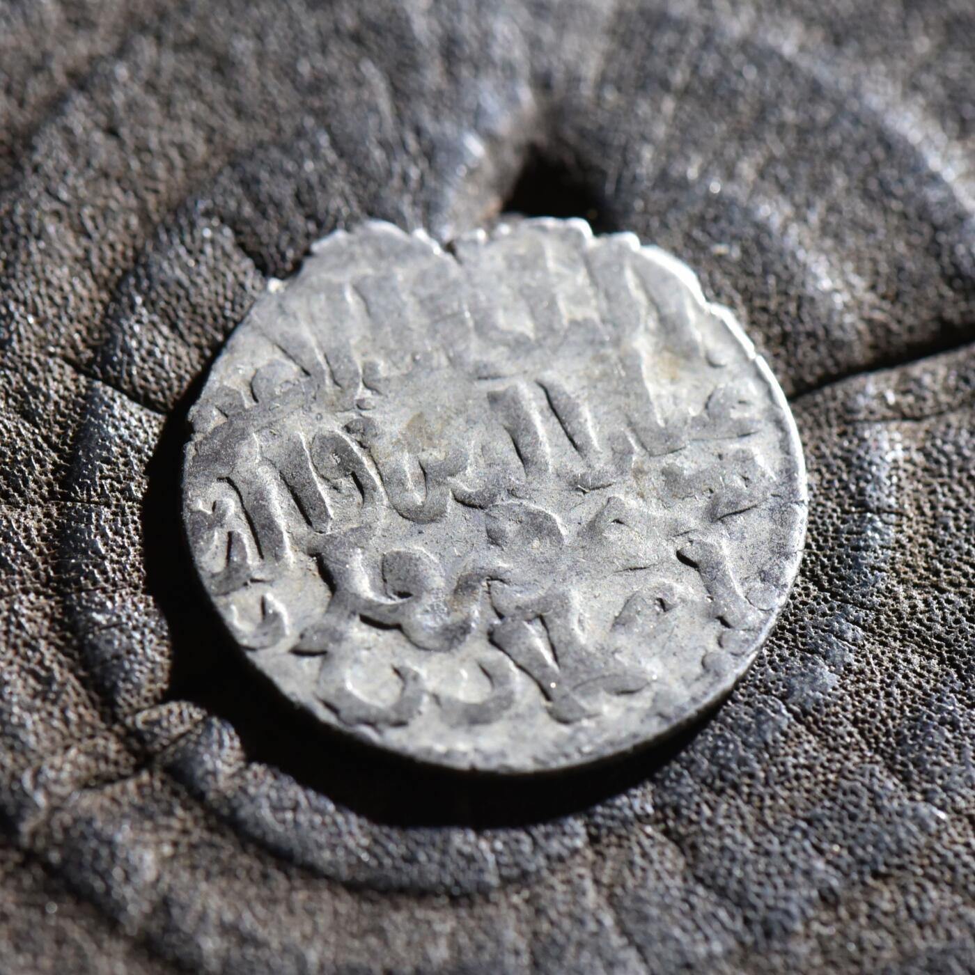 【良泉】第45期【直播场】1月15日晚19.30点开拍！ 208组，西方古代钱币、丝路古珠杂项专场 公元1266-1284年【罗姆苏丹国】第尔汗银币，2.98克