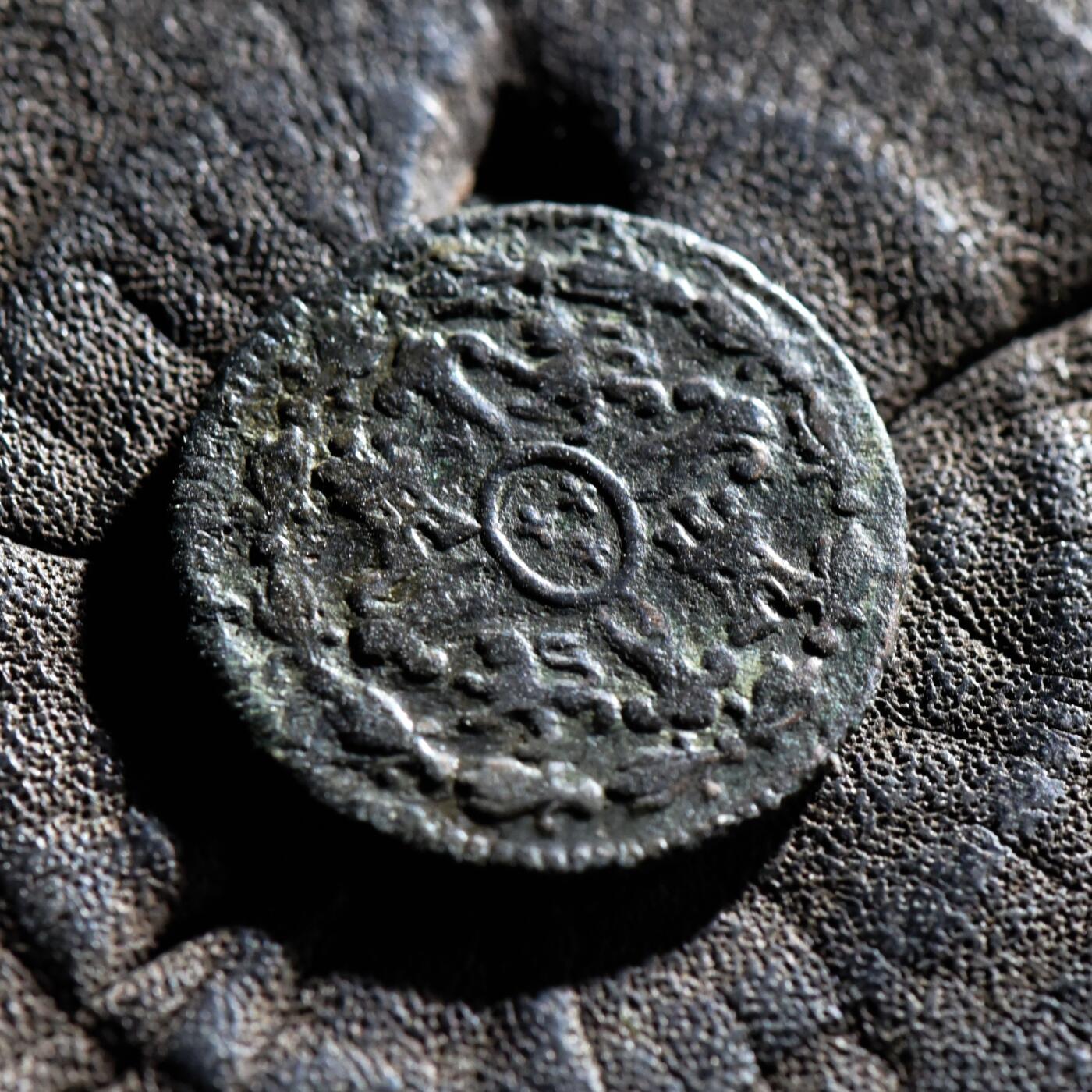 【良泉】第45期【直播场】1月15日晚19.30点开拍！ 208组，西方古代钱币、丝路古珠杂项专场 1776年【西班牙】国王卡洛斯三世，2马拉维迪斯铜币，2.24克