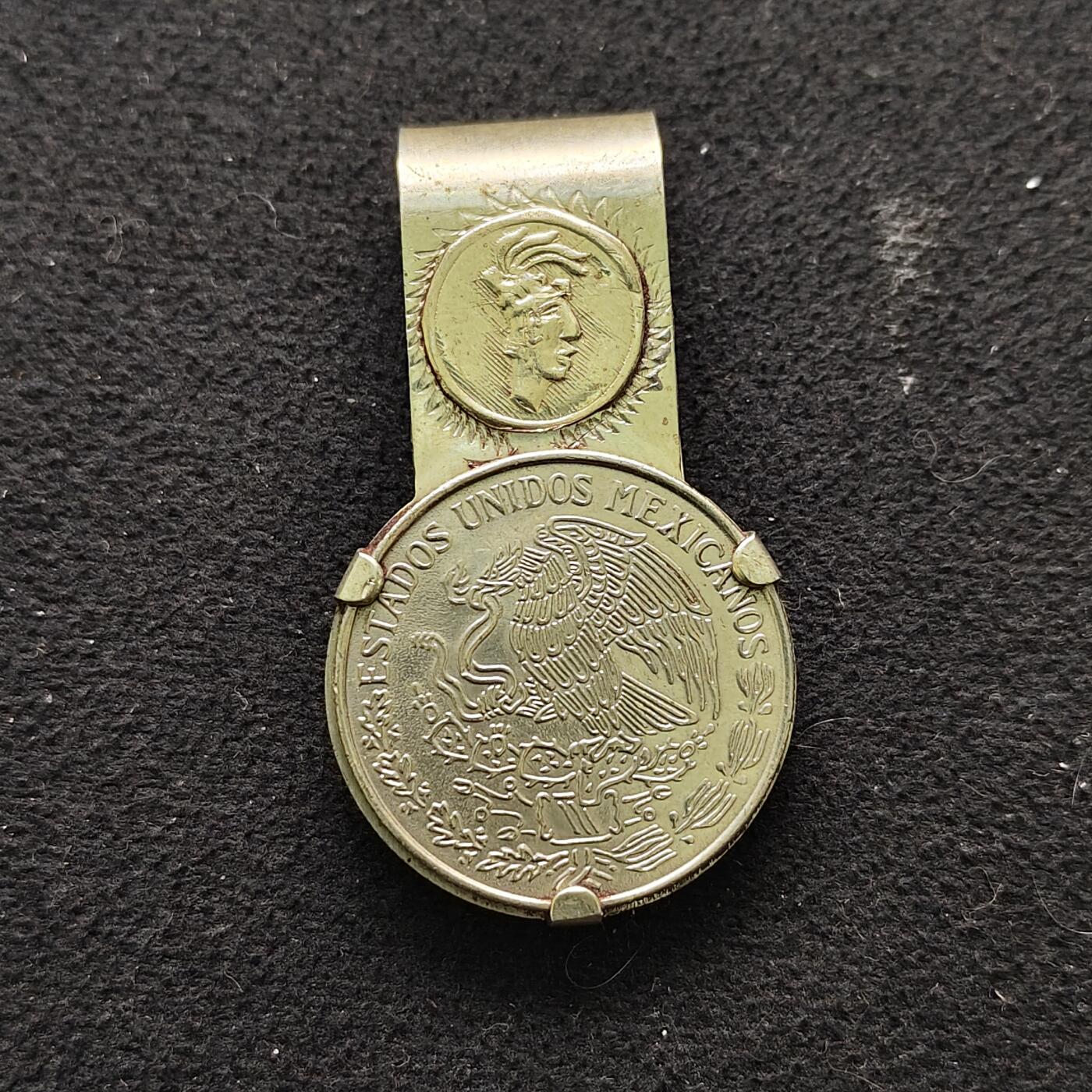 【全场包邮】纯粹捡漏拍490场（免费代拍第27场） 【纪念章】墨西哥印第安人头像夹子纪念章