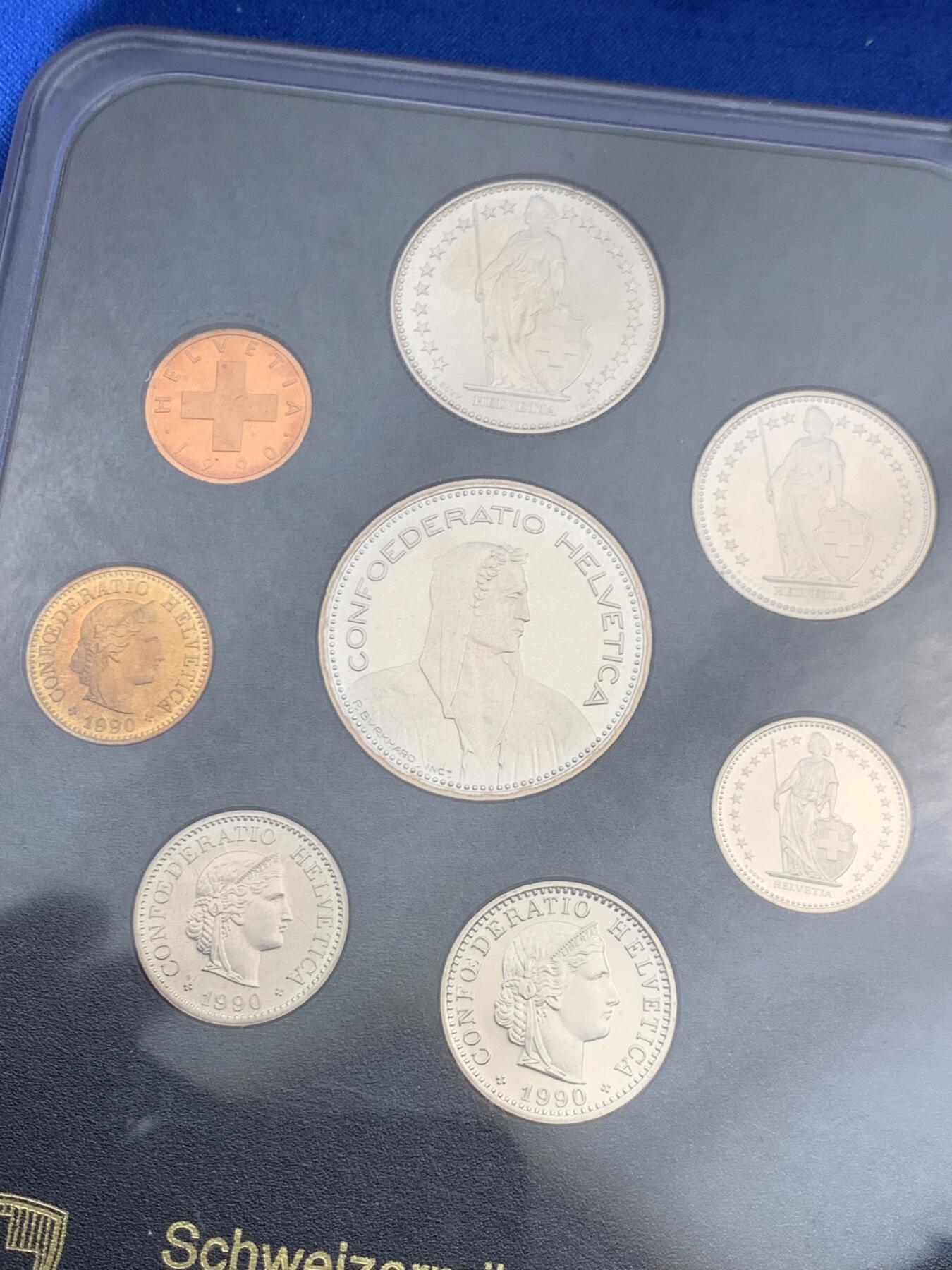 《竞宝斋》第452场 周日，周一 2场连拍 （全场包邮，欢迎送拍） 瑞士1990年精制套币