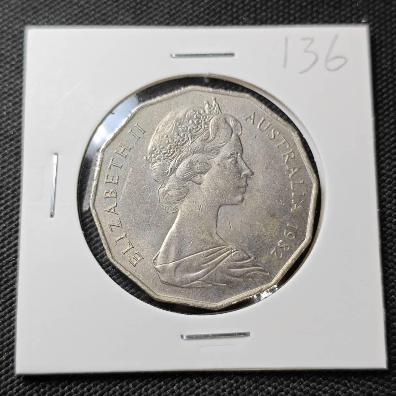 KK钱币收藏小铺 《套币 好品/批量散币专场》  2月预留时间 周末发货  1982 澳大利亚50便士纪念币