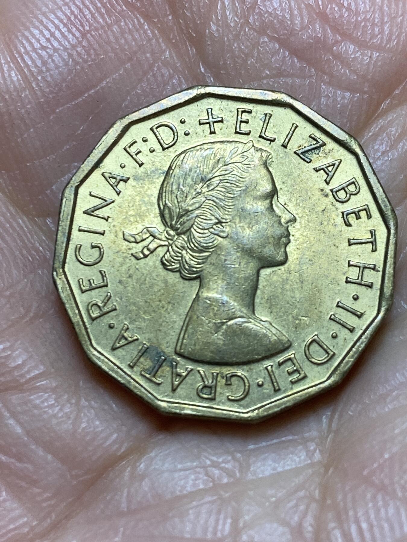 2026年第一场(总第一百七十场）外国好品散币场(免佣金) 带光好品–英国🇬🇧1960年3便士(伊丽莎白二世青年桂冠第二版)