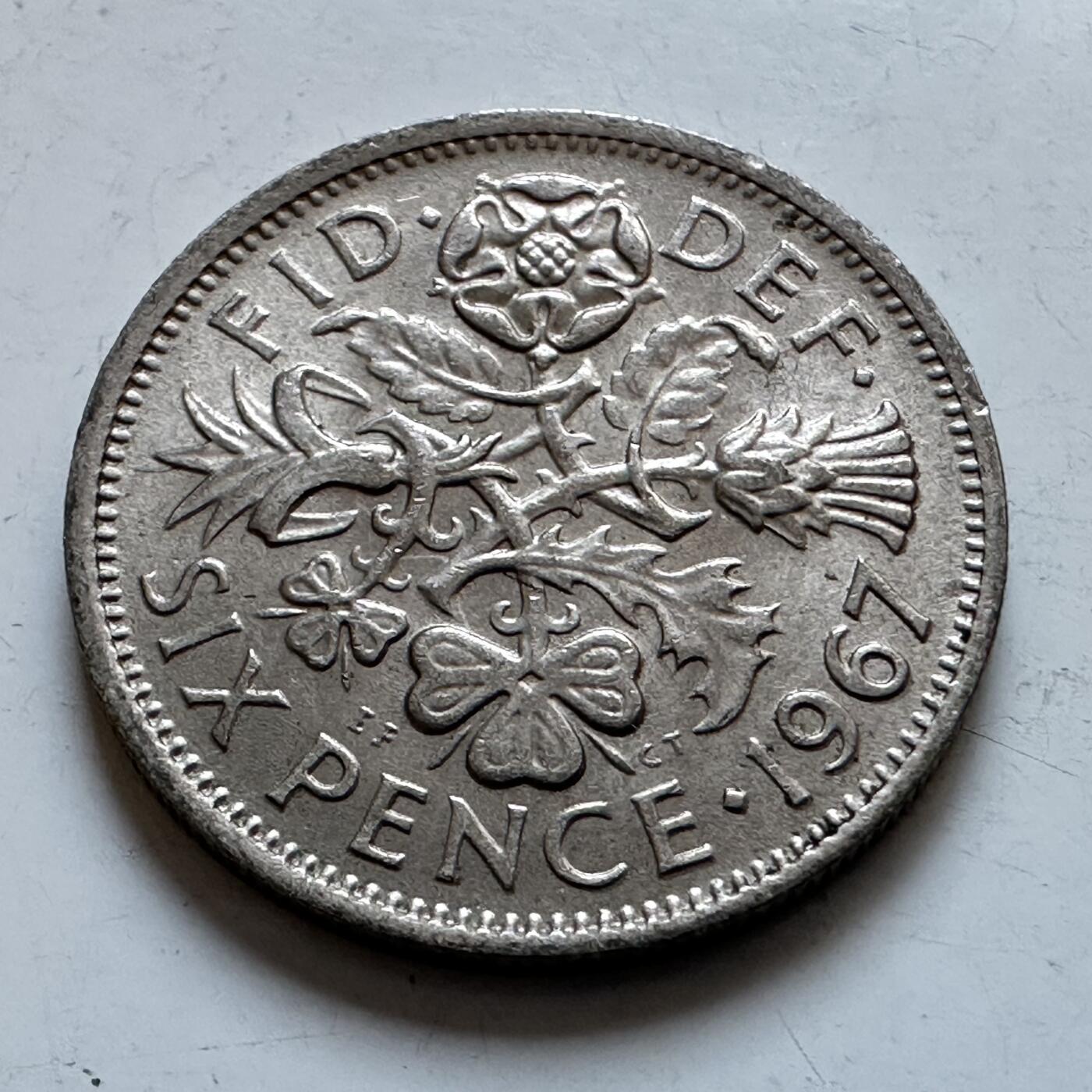 🌹外币初藏🌹🐯2025年第147场  每周二四六晚8️⃣点 接代拍 英国1967年六便士