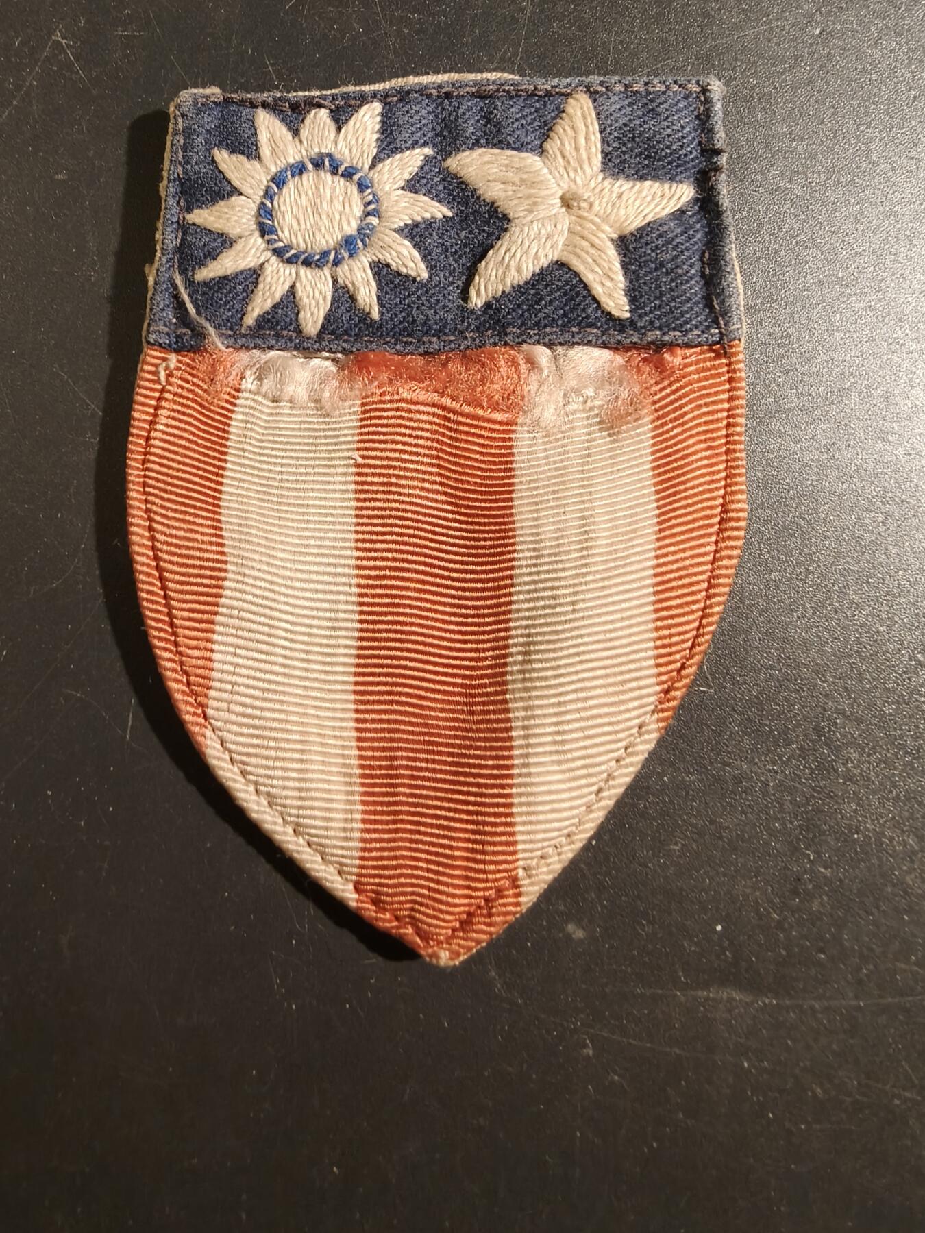 老王徽章第172期 美国二战中缅印战区臂章    棉线材质      有破损开线