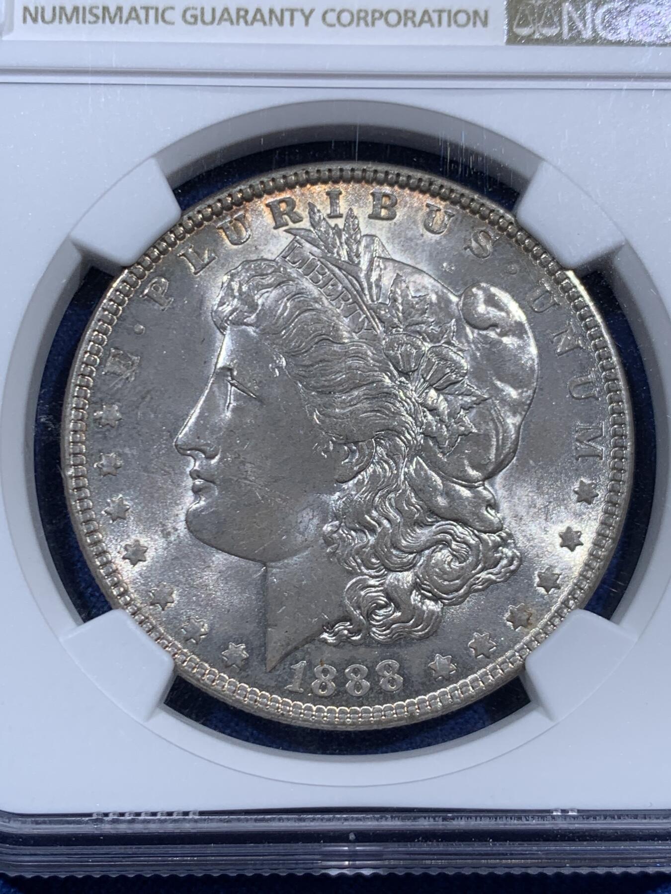 《竞宝斋》第452场 周日，周一 2场连拍 （全场包邮，欢迎送拍） NGC MS63 美国1888年摩根1圆银币 吉祥年份