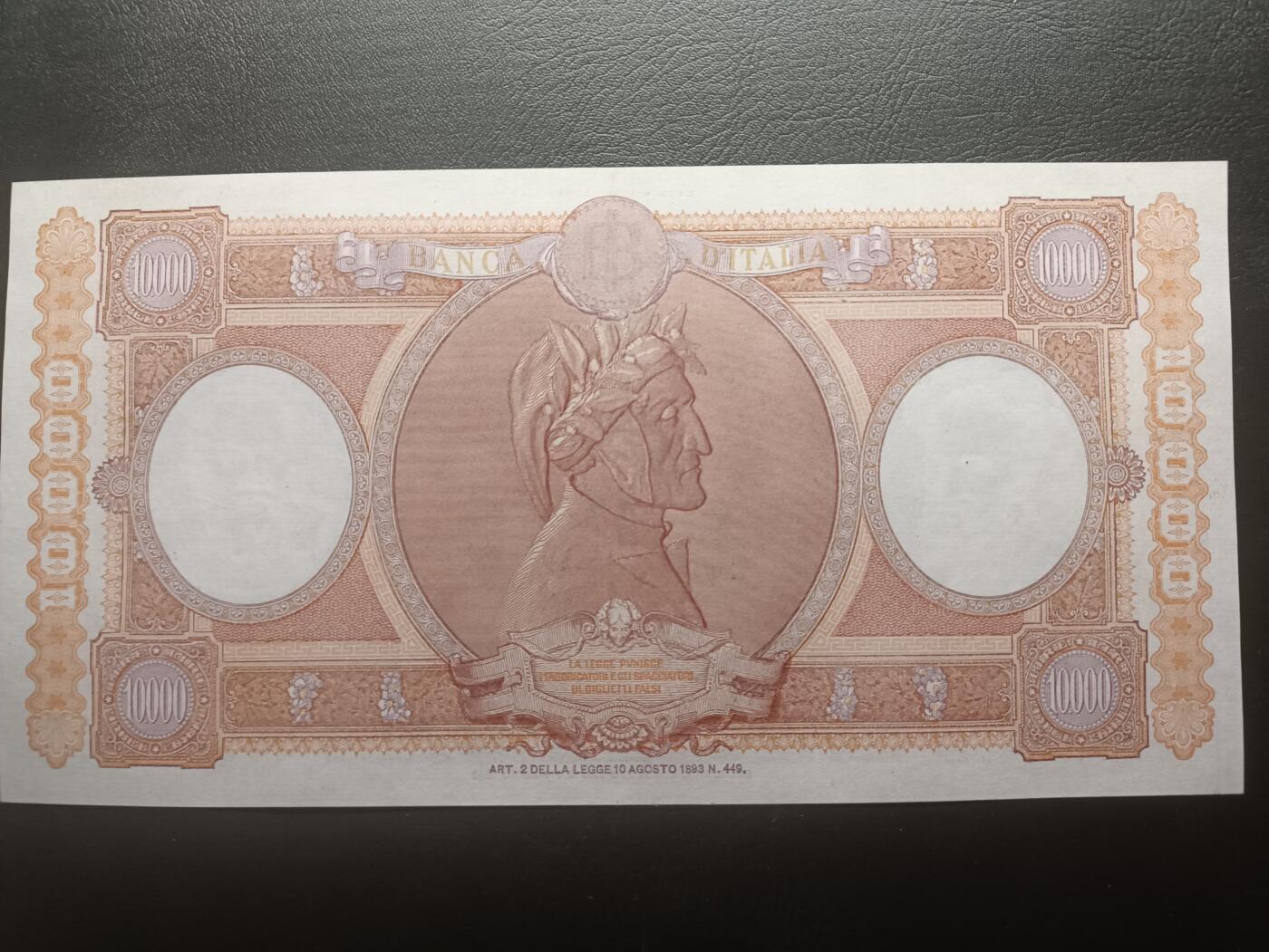2026首期，总第211期 意大利1959年10000里拉AUNC，继承了二战纸币风格的超大票幅以及繁杂花纹，因票幅过大保存下来的好品相纸币甚是稀少，继承发展自法属纸币风格而又自成一脉，女神形象以及商人形象，此纸币在当年也不失为一笔巨款