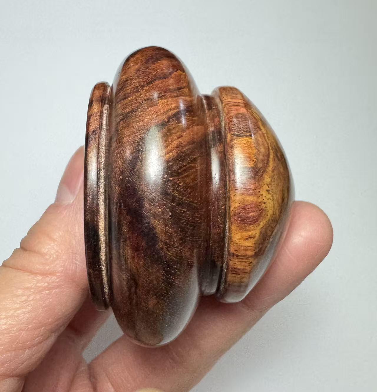 零元拍：海南黄花梨 手把件 品香罐，尺寸约：4×5.8CM 壶