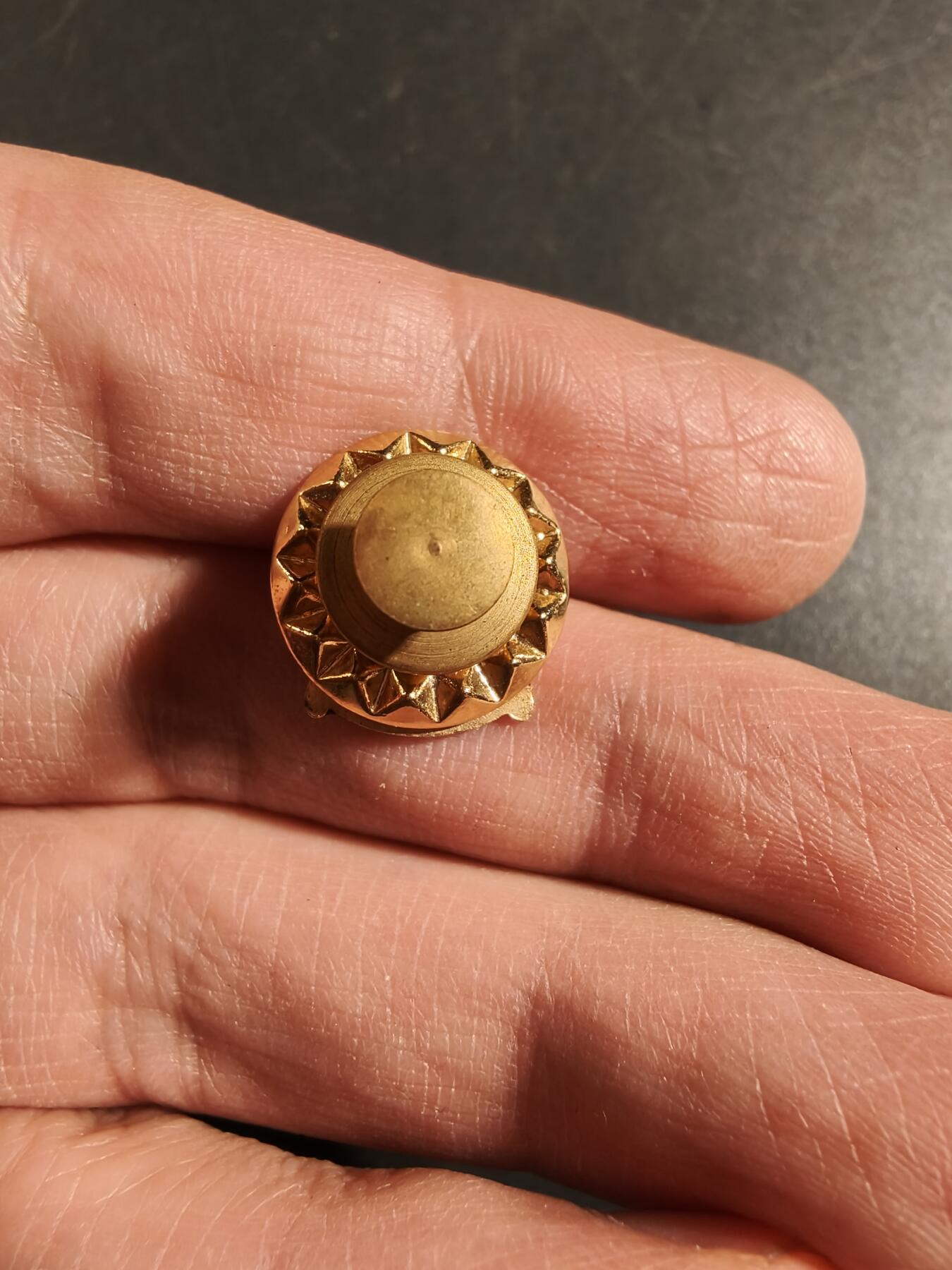 老王徽章第172期 美国酒店及餐馆雇员及调酒师工会15周年服务证章