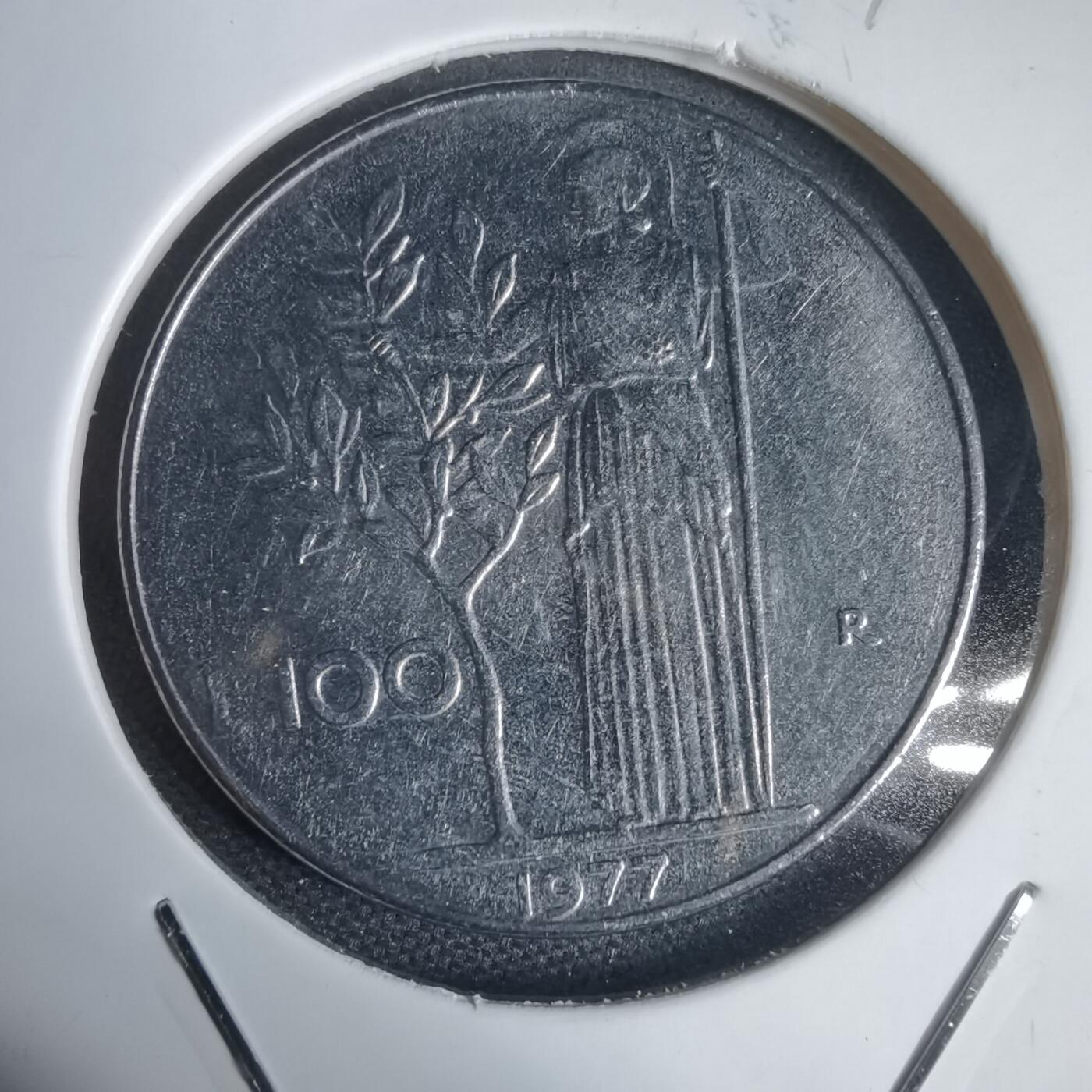 沼泽如烟--第949场 意大利1977年100里拉