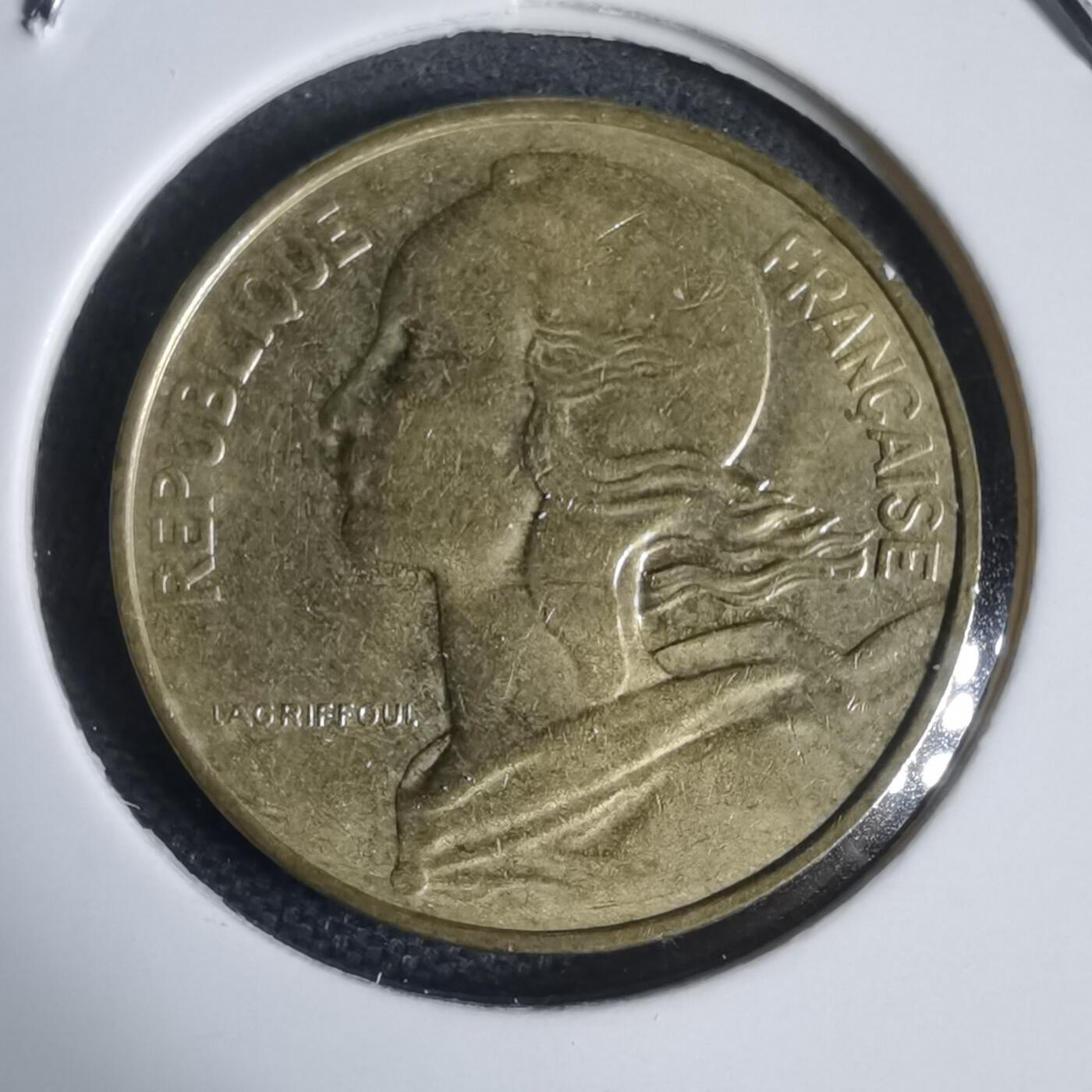 沼泽如烟--第949场 法国1982年十分