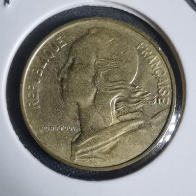 沼泽如烟--第949场 - 法国1982年十分