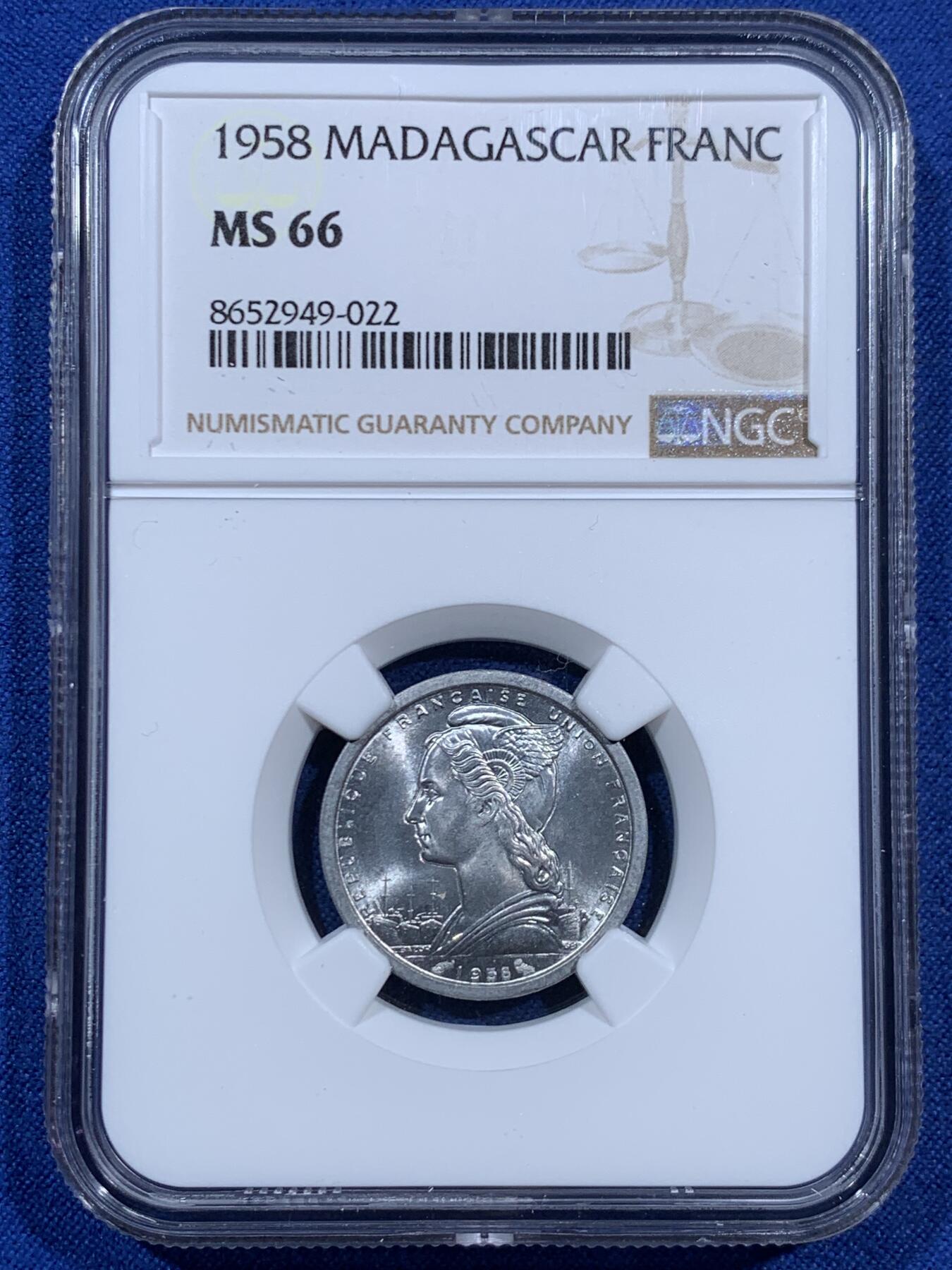 《竞宝斋》第452场 周日，周一 2场连拍 （全场包邮，欢迎送拍） NGC MS66 马达加斯加1958年1法郎铝币