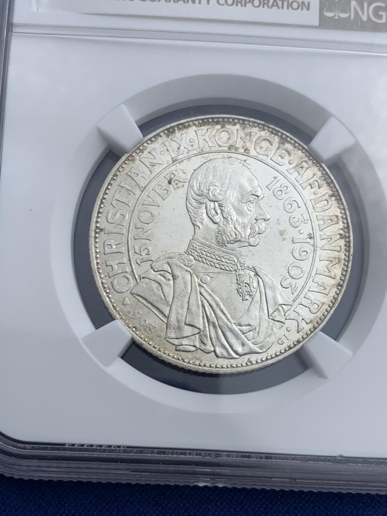 《竞宝斋》第452场 周日，周一 2场连拍 （全场包邮，欢迎送拍） NGC MS63 丹麦1903年国王登基40周年纪念银币