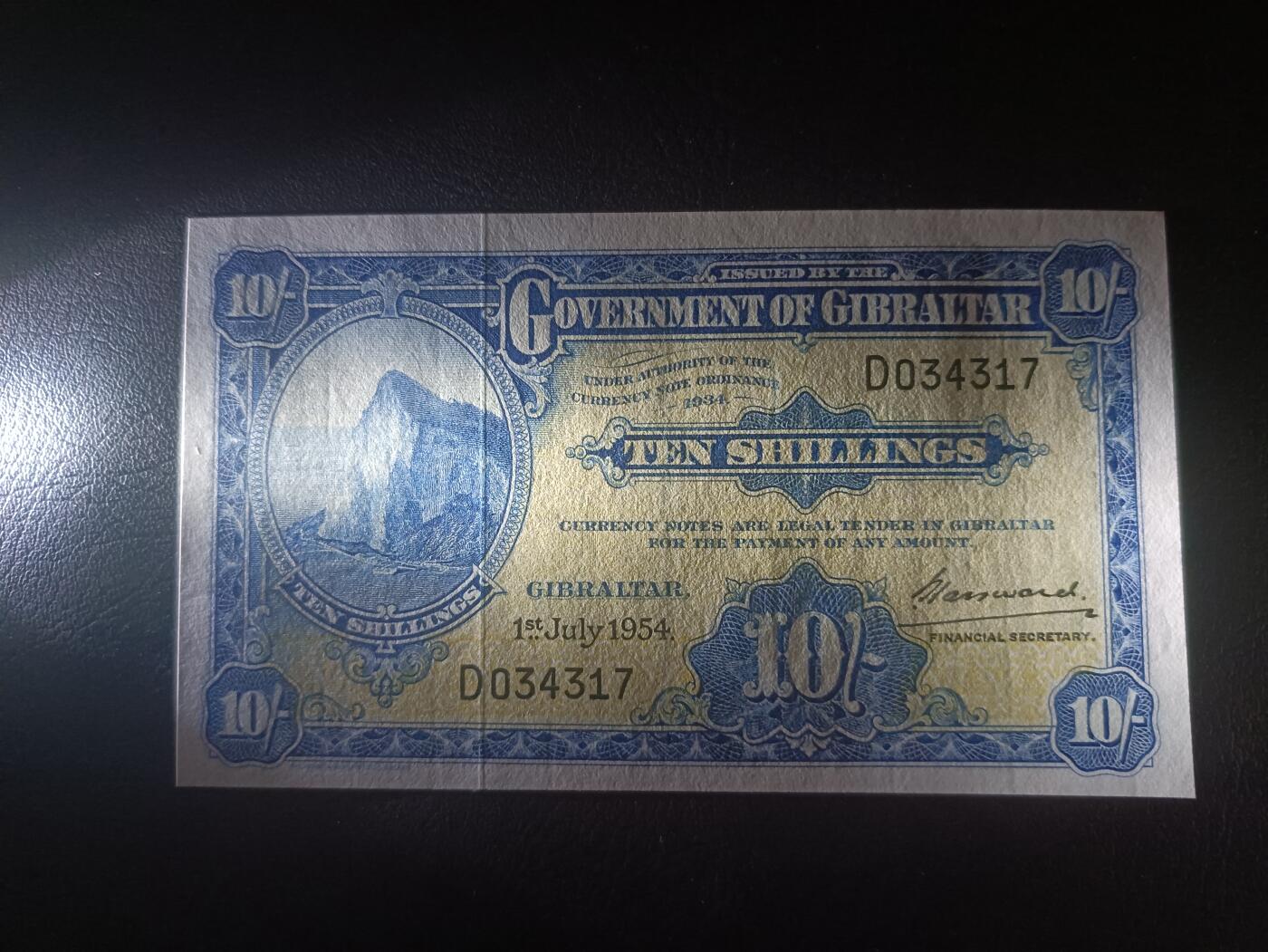 2026首期，总第211期 直布罗陀1954版10先令AUNC，海岸峭壁，少见早期品种