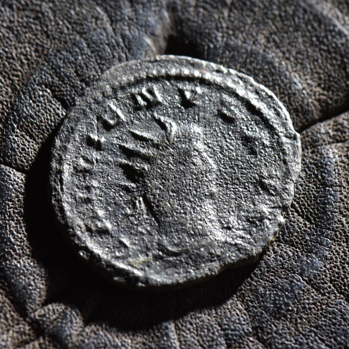 【良泉】第45期【直播场】1月15日晚19.30点开拍！ 208组，西方古代钱币、丝路古珠杂项专场 公元260-268年【古罗马】加里恩努斯，安敦尼洗银币，3.12克