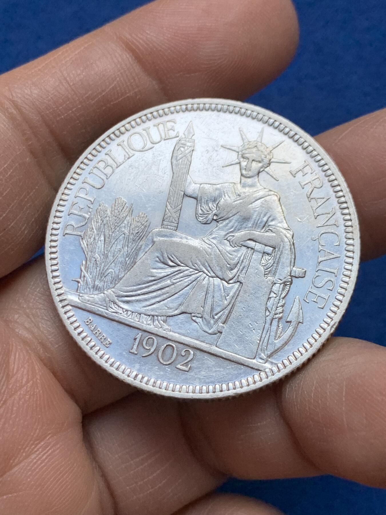 《竞宝斋》第452场 周日，周一 2场连拍 （全场包邮，欢迎送拍） 法属印支1902年坐洋1皮阿斯特银币