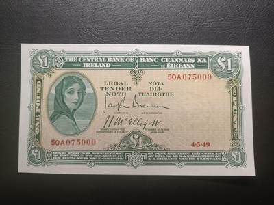 2026首期，总第211期 - 爱尔兰1949年1镑UNC豹子号000，早期下方有英爱两国货币互换协议的版本，爱尔兰人格化象征“拉维利夫人”