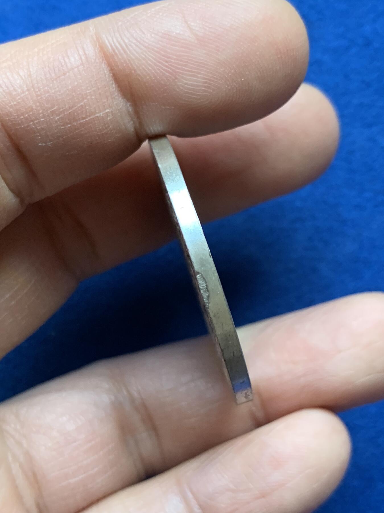 《竞宝斋》第452场 周日，周一 2场连拍 （全场包邮，欢迎送拍） 德国符腾堡，后铸纯银章，60克洛泽，原型是1572年，虔诚者路德维希二世 25克 36.6mm