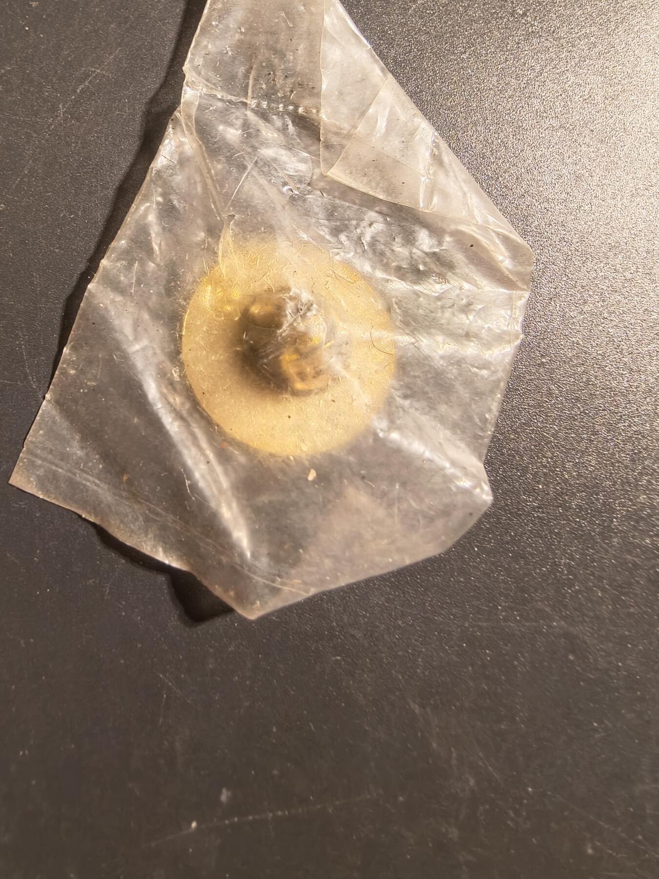 老王徽章第172期 美国海军陆战队奖学金基金会证章    通过为海军陆战队成员及其海军医务兵子女提供奖学金来“纪念海军陆战队”。 