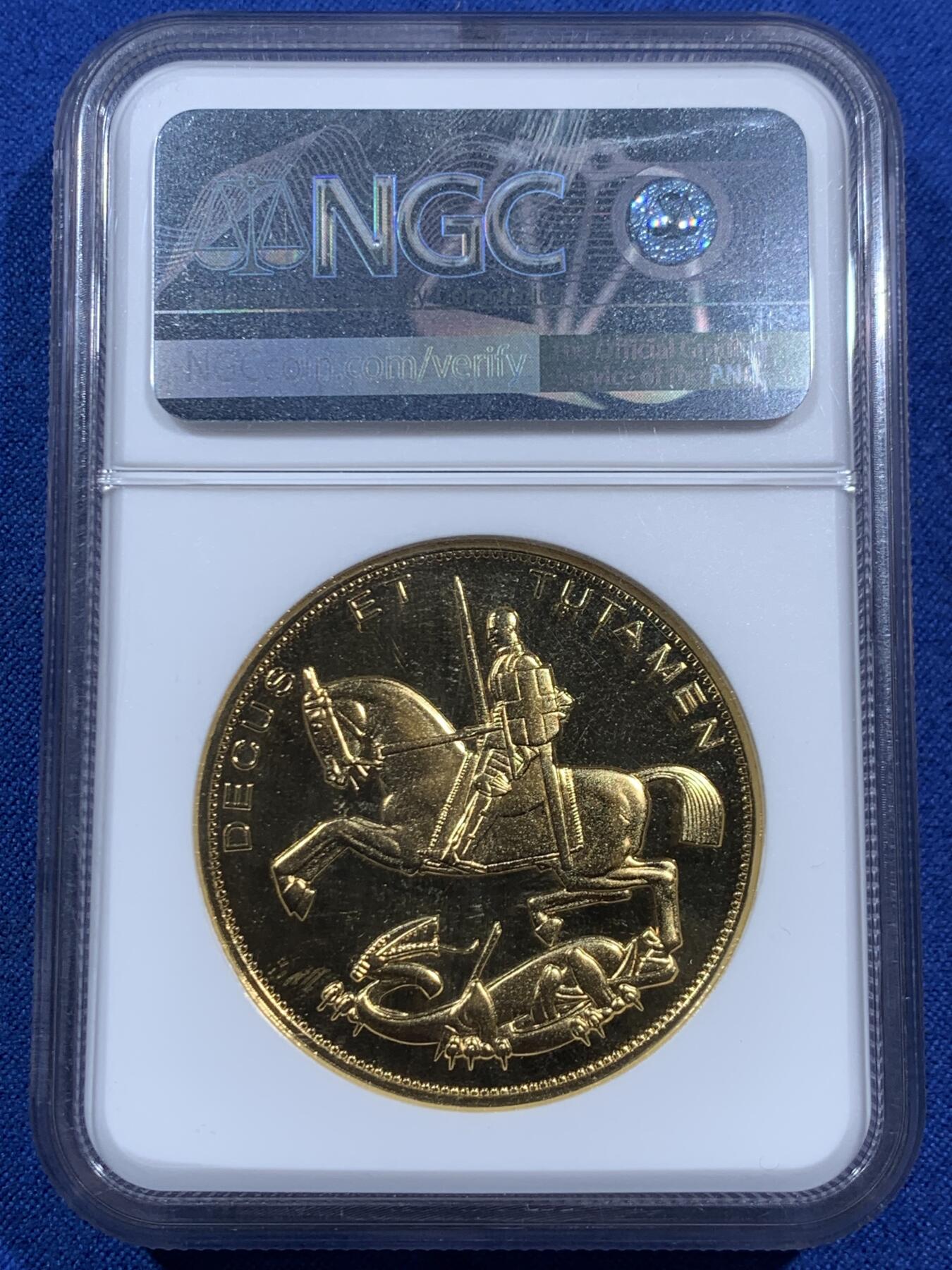 《竞宝斋》第452场 周日，周一 2场连拍 （全场包邮，欢迎送拍） NGC PF68 英国 爱德华八世加冕幻想镀金克朗，爱八官方币玩不起幻想币还是可以玩玩。加厚盒