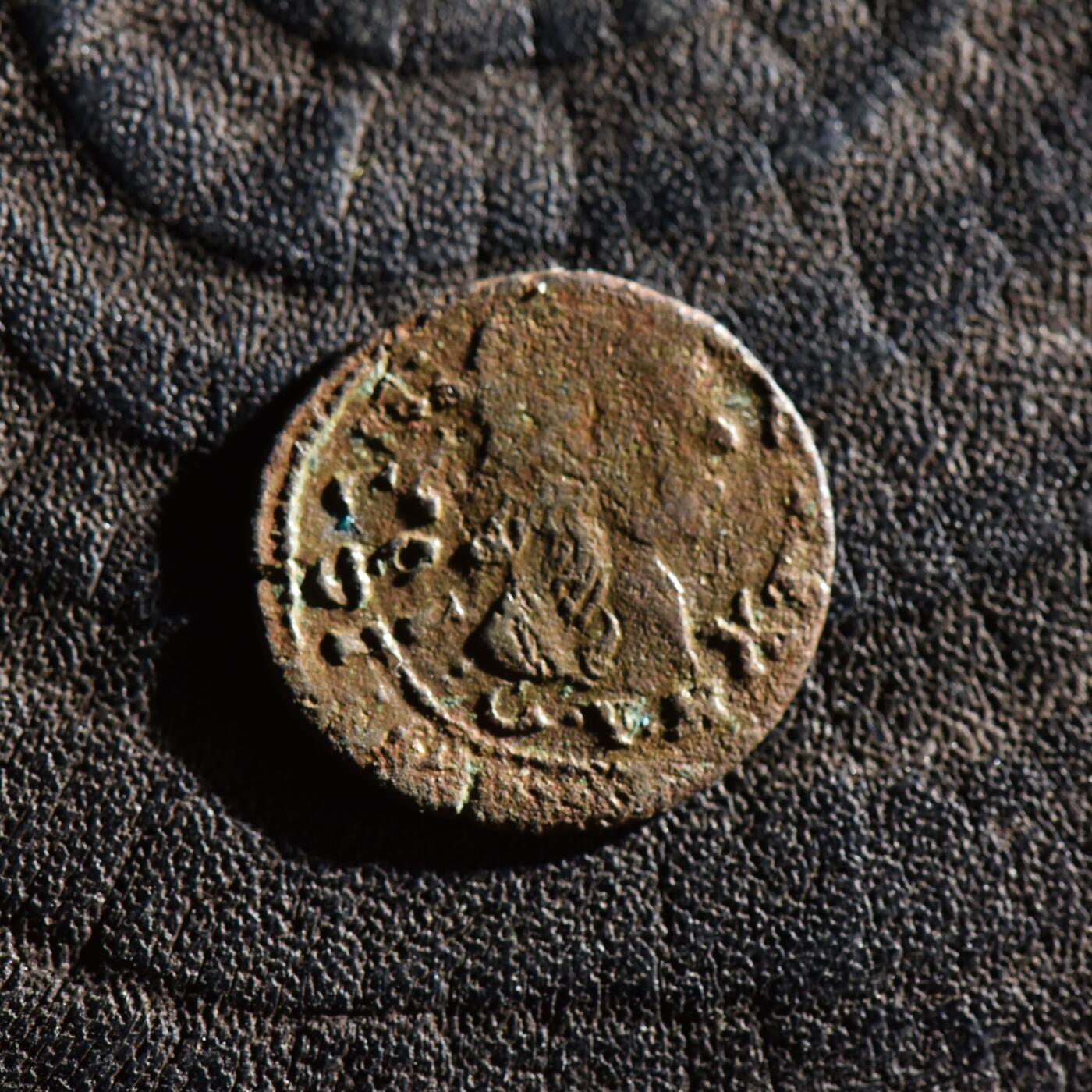 【良泉】第45期【直播场】1月15日晚19.30点开拍！ 208组，西方古代钱币、丝路古珠杂项专场 公元1666年【波兰立陶宛联邦】约翰二世·卡齐米尔·瓦萨“骑士”铜希林，1.08克