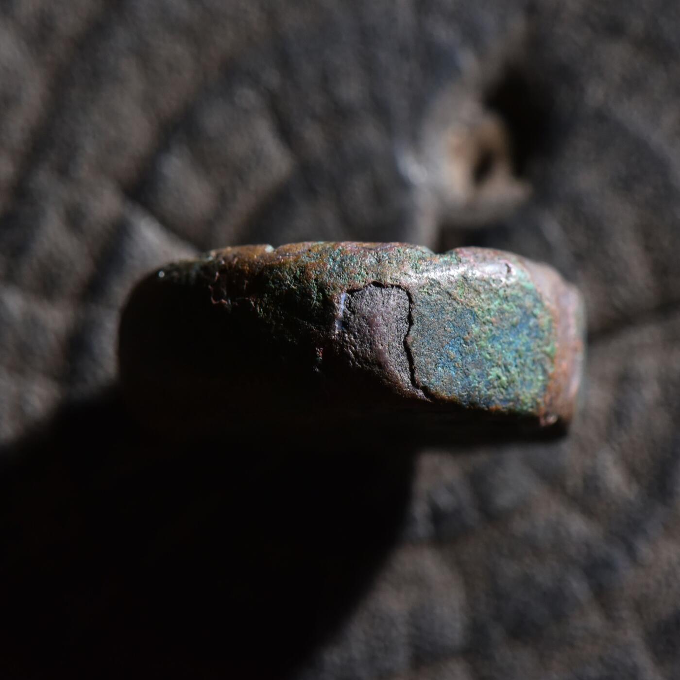 【良泉】第45期【直播场】1月15日晚19.30点开拍！ 208组，西方古代钱币、丝路古珠杂项专场 【美品】20.62克，公元1563–1564年【莫卧儿】阿克巴大帝（回历纪年971年），早期版大铜币