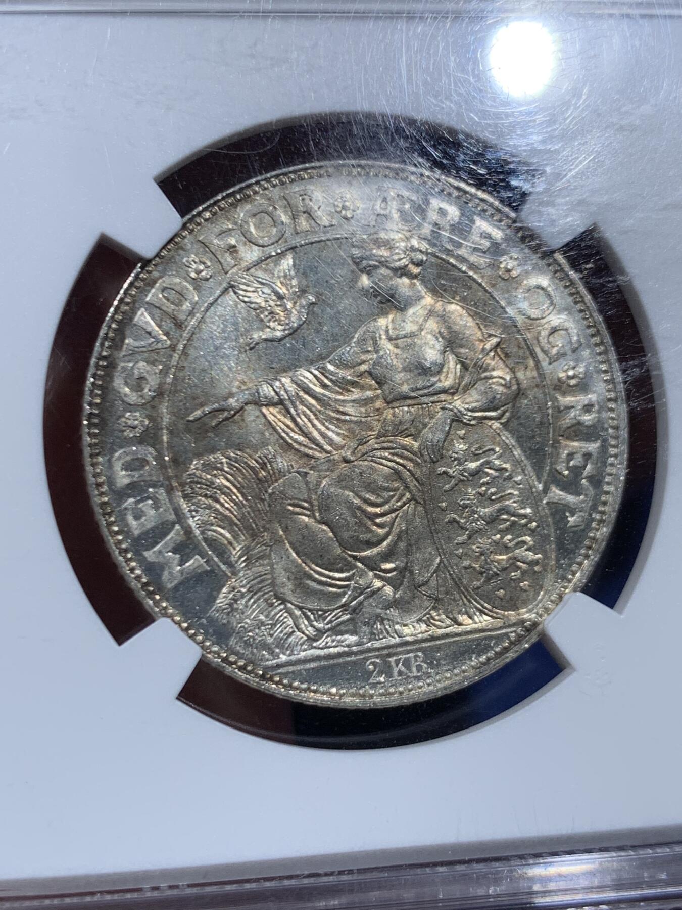 《竞宝斋》第452场 周日，周一 2场连拍 （全场包邮，欢迎送拍） NGC MS63 丹麦1903年国王登基40周年纪念银币