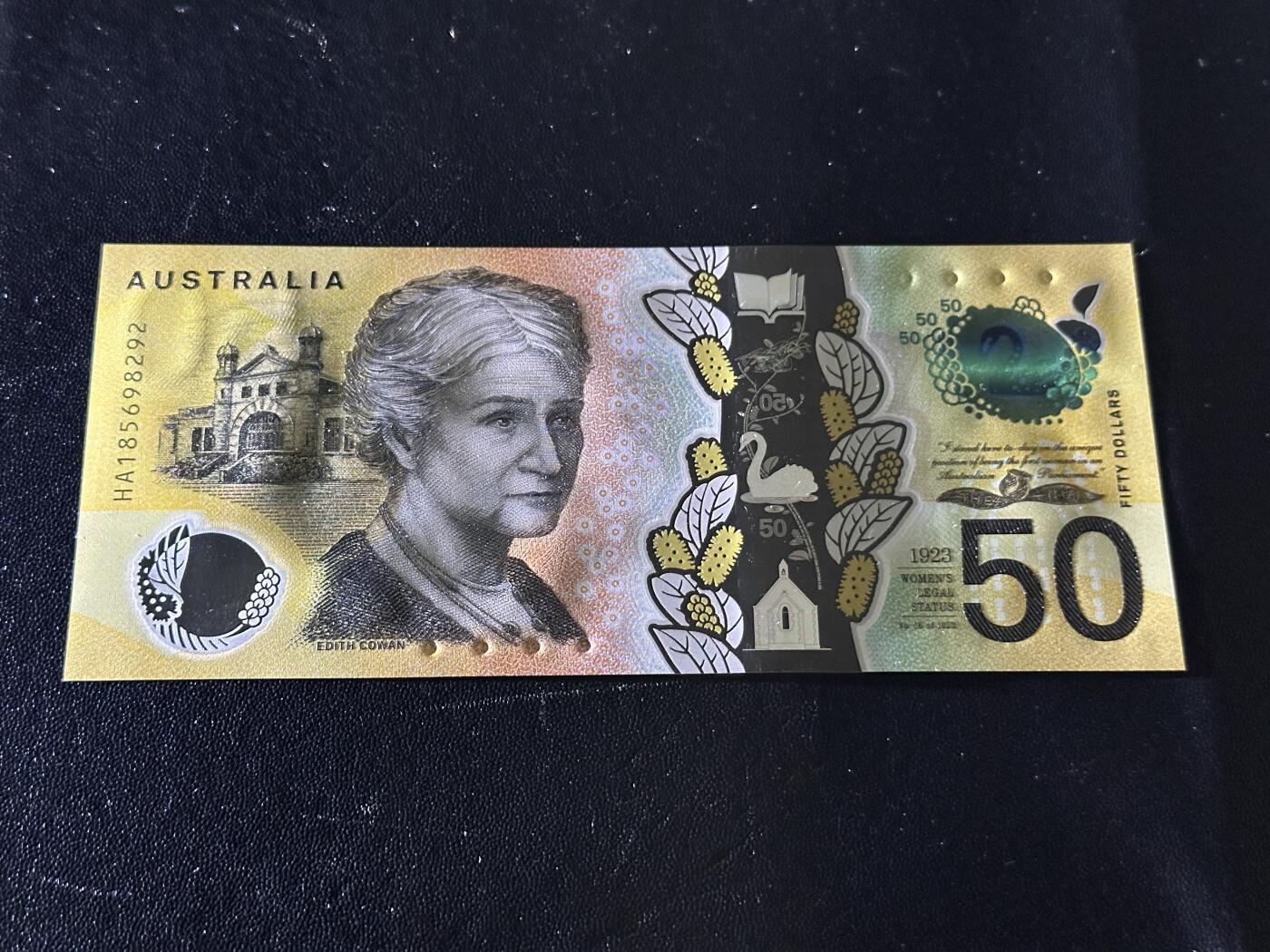 《外钞收藏家》第五百九十八期（2026年新年第一场）（本平台长期征集拍品、欢迎藏友们联系合作） 2018年澳大利亚50澳元 全新UNC 无47尾292