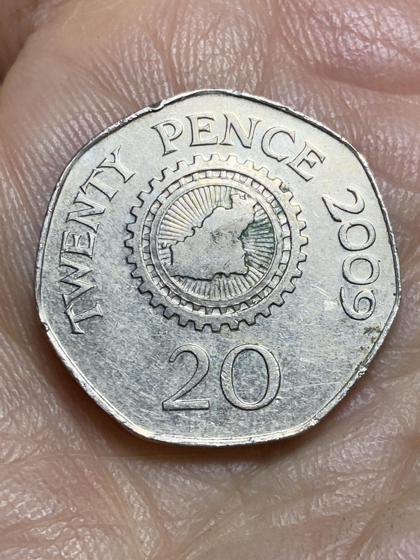 2026年第一场(总第一百七十场）外国好品散币场(免佣金) 英属根西岛🇬🇬2009年20便士(伊丽莎白二世老年版)