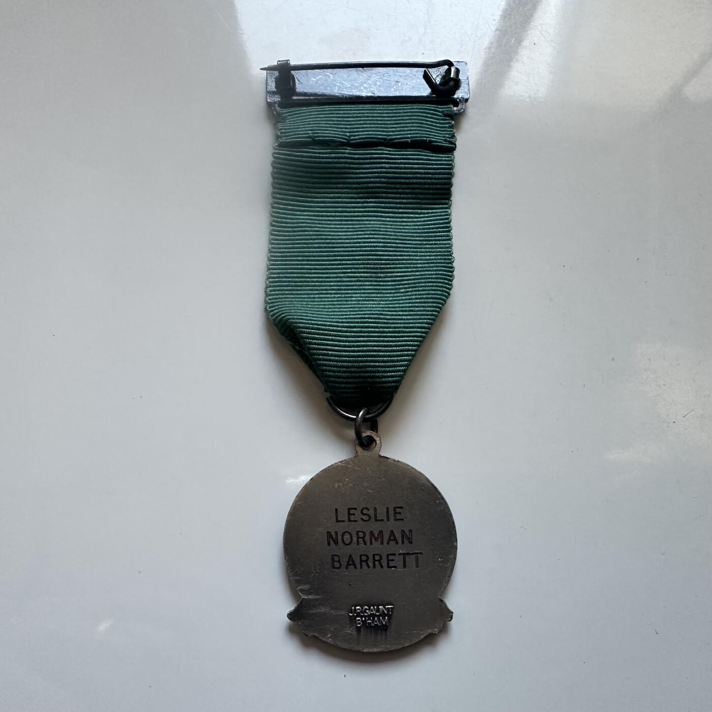 🌹外币初藏🌹🐯2025年第147场  每周二四六晚8️⃣点 接代拍 英国皇家事故预防协会1966年颁发的5年安全驾驶竞赛奖章 铜镍配红珐琅