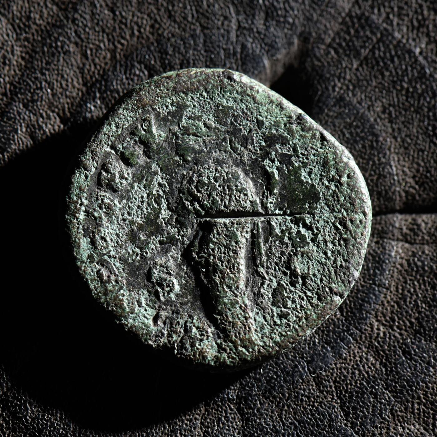 【良泉】第45期【直播场】1月15日晚19.30点开拍！ 208组，西方古代钱币、丝路古珠杂项专场 11.08克，公元138-161年【古罗马】五贤帝——安东尼·庇护，都庞第（双阿斯）铜币