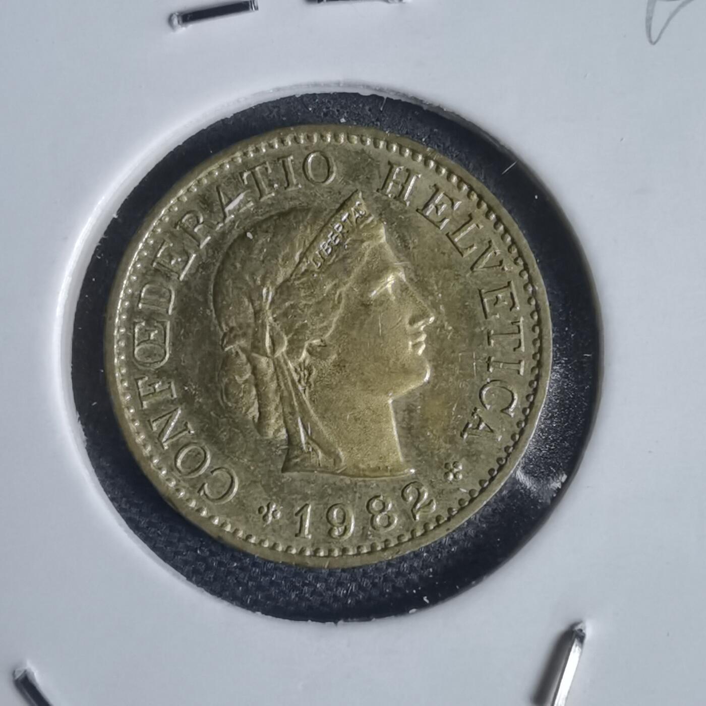 沼泽如烟--第949场 瑞士1982年五分