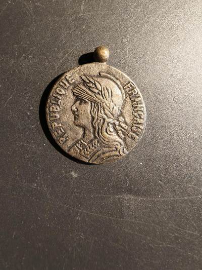 老王徽章第172期 - 法国殖民奖章    无绶带