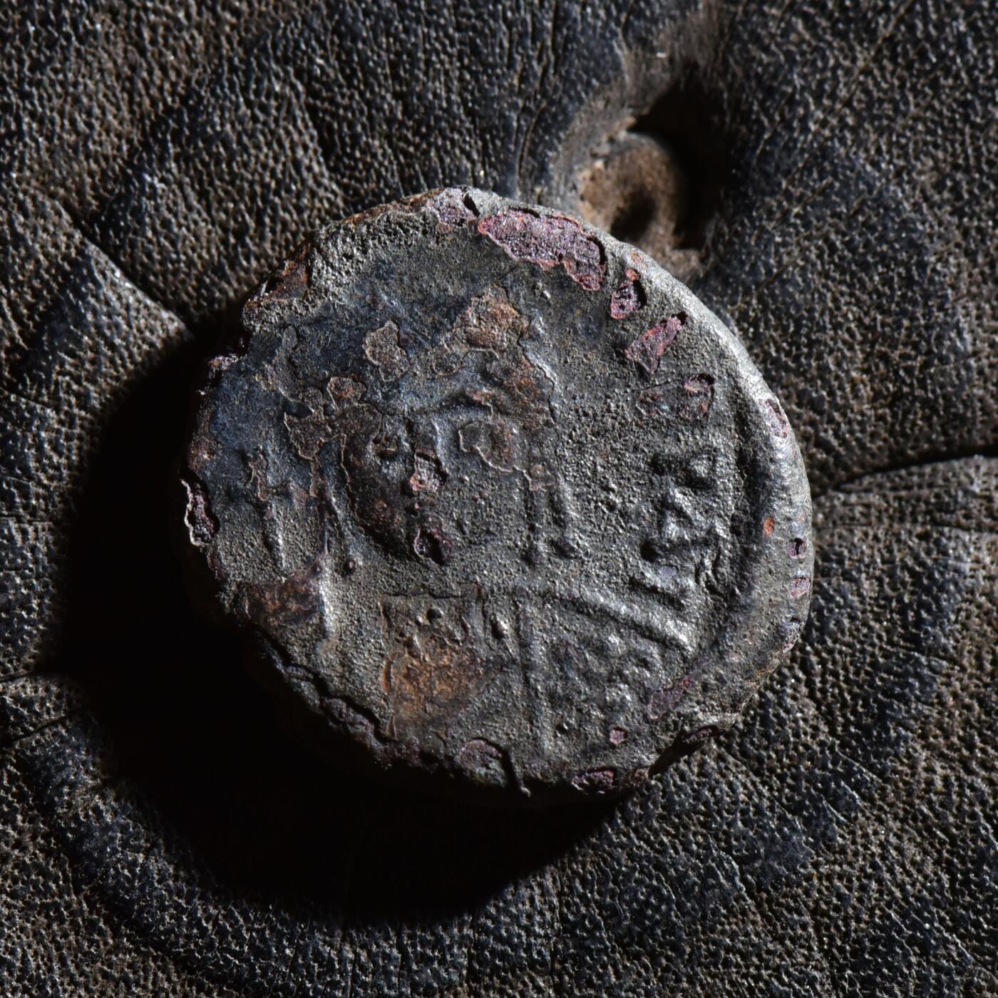 【良泉】第45期【直播场】1月15日晚19.30点开拍！ 208组，西方古代钱币、丝路古珠杂项专场  公元583年 【拜占庭】 莫里斯·提比略，在位2年，萨塞洛尼基亚造币厂，20努米，铜币，5.53克