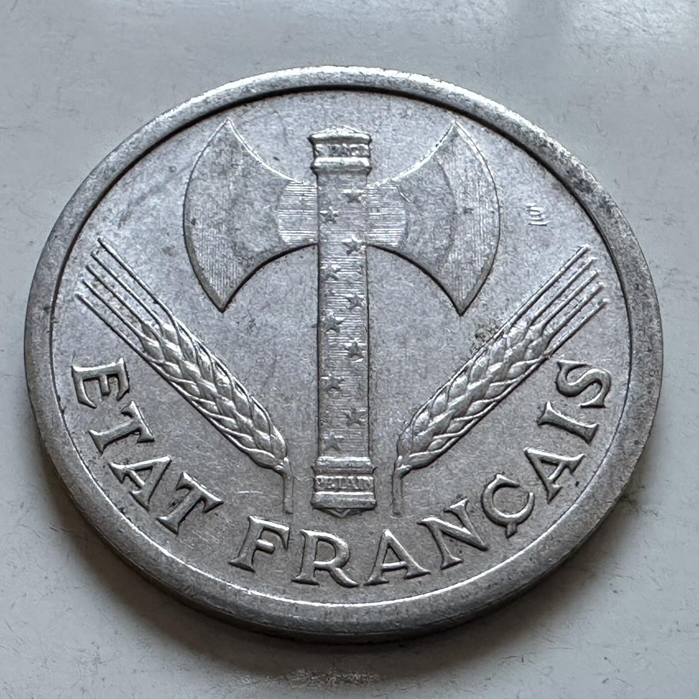 🌹外币初藏🌹🐯2025年第147场  每周二四六晚8️⃣点 接代拍 法国1943年维希政府权斧2法郎 b