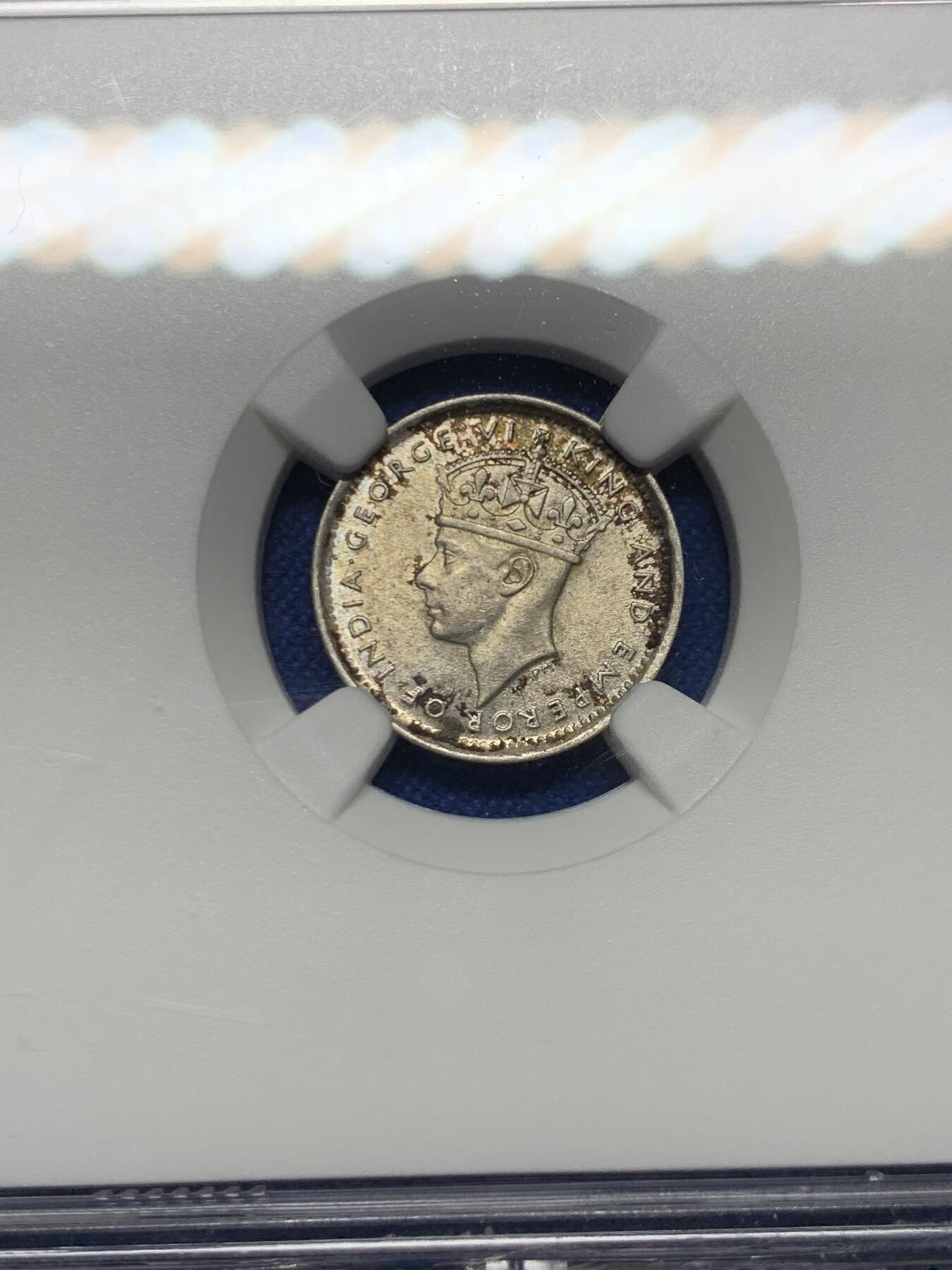 《竞宝斋》第452场 周日，周一 2场连拍 （全场包邮，欢迎送拍） NGC MS64 英属锡兰1941年乔治六世10分银币，BU好品，外面很贵的品种，转光底板犀利