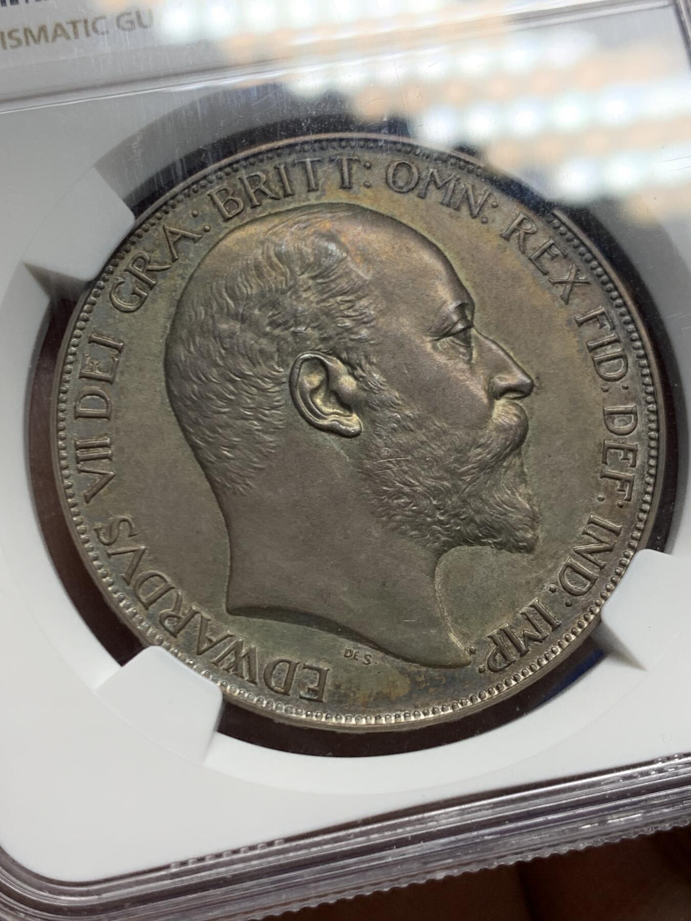 《竞宝斋》第452场 周日，周一 2场连拍 （全场包邮，欢迎送拍） NGC PF64MATTE 英国1902年爱德华七世精制马剑克朗 正面酱彩背面火烧云 爱七精制币难见包浆