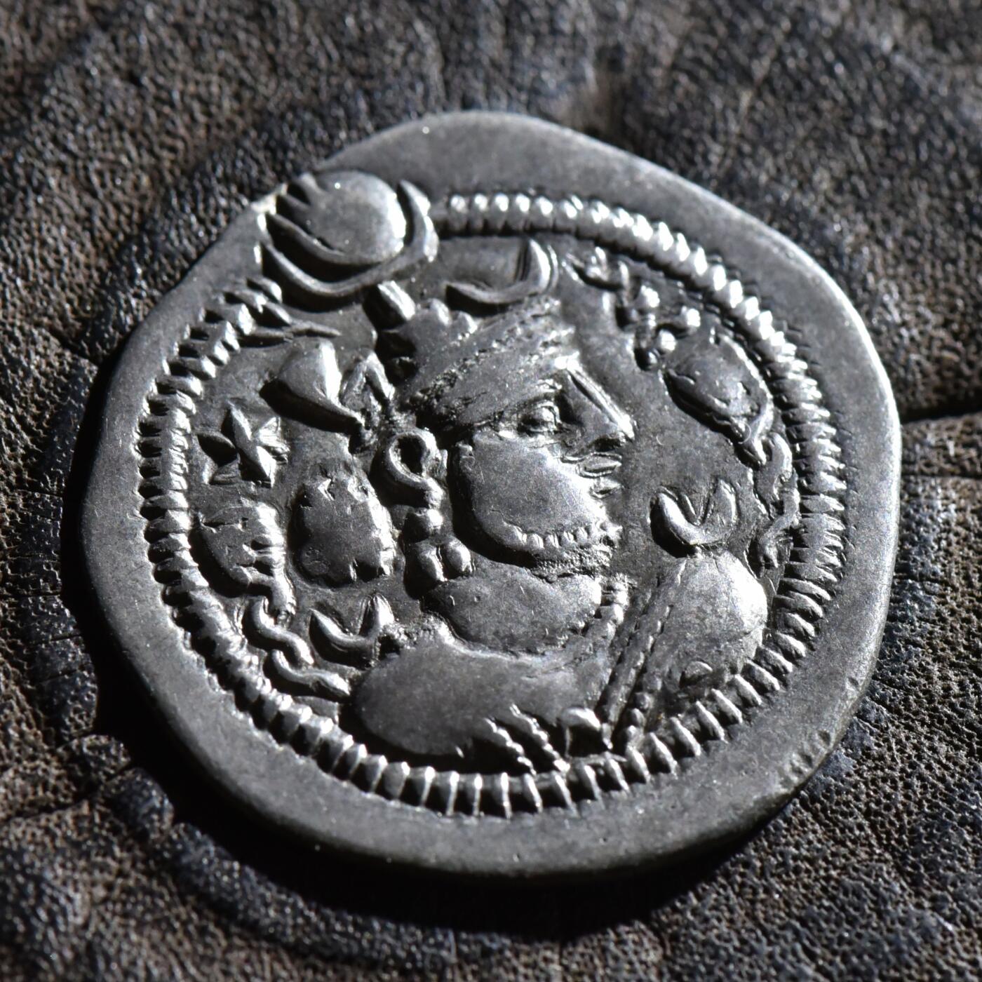 【良泉】第45期【直播场】1月15日晚19.30点开拍！ 208组，西方古代钱币、丝路古珠杂项专场