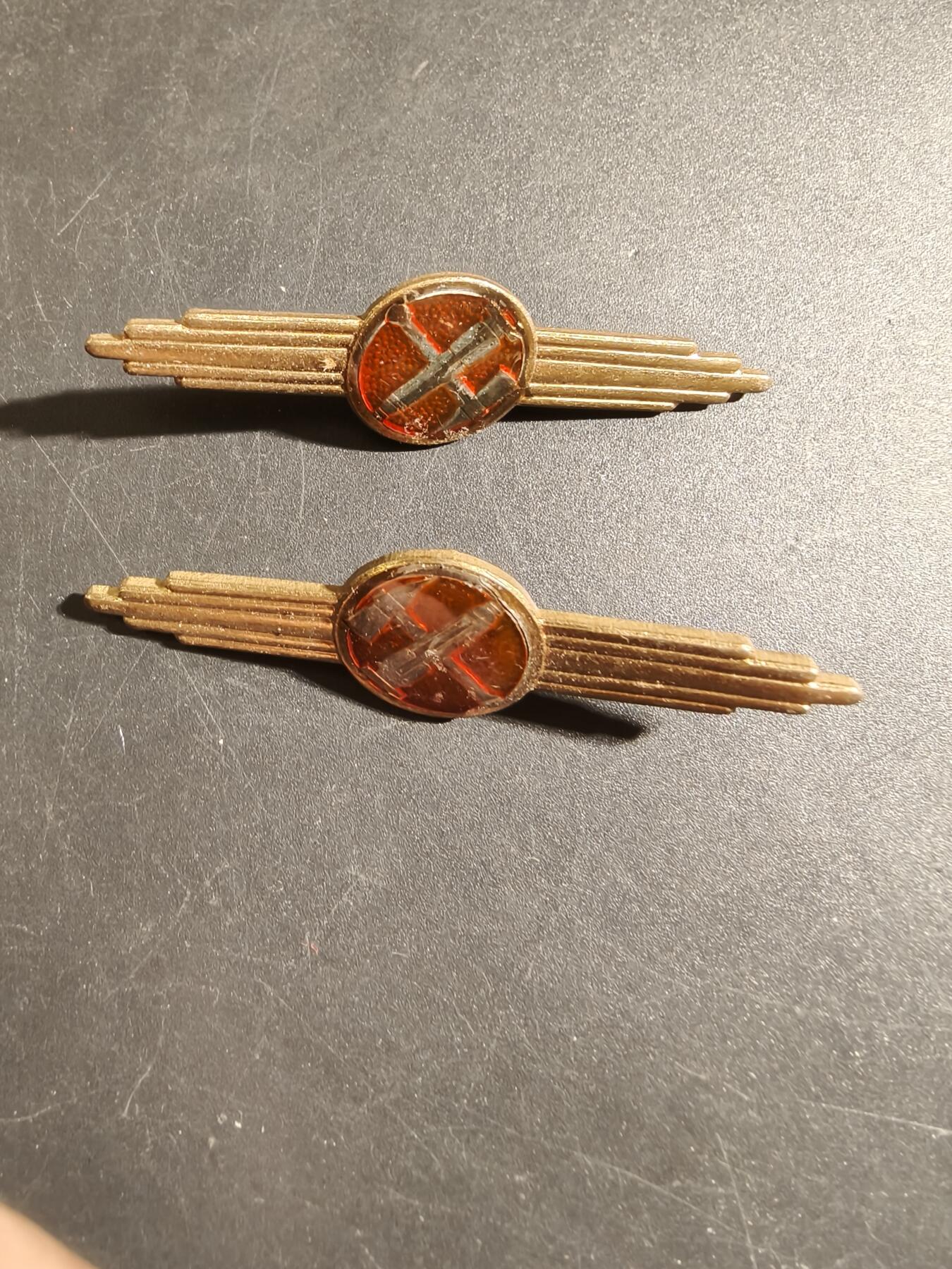 老王徽章第172期 东德技能章一组