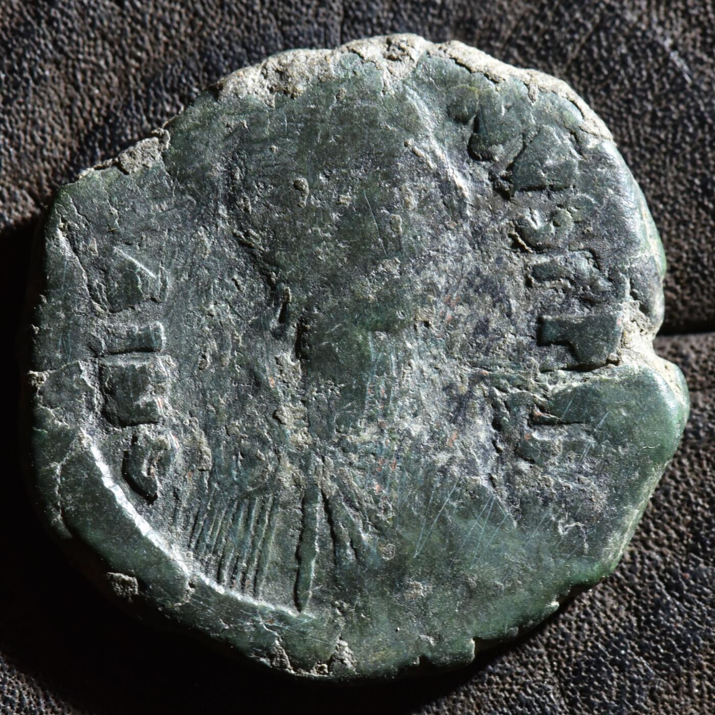 【良泉】第45期【直播场】1月15日晚19.30点开拍！ 208组，西方古代钱币、丝路古珠杂项专场 13.54克，公元518-527年【拜占庭】查士丁一世，侧身版，君士坦丁堡造币厂，40努米铜币