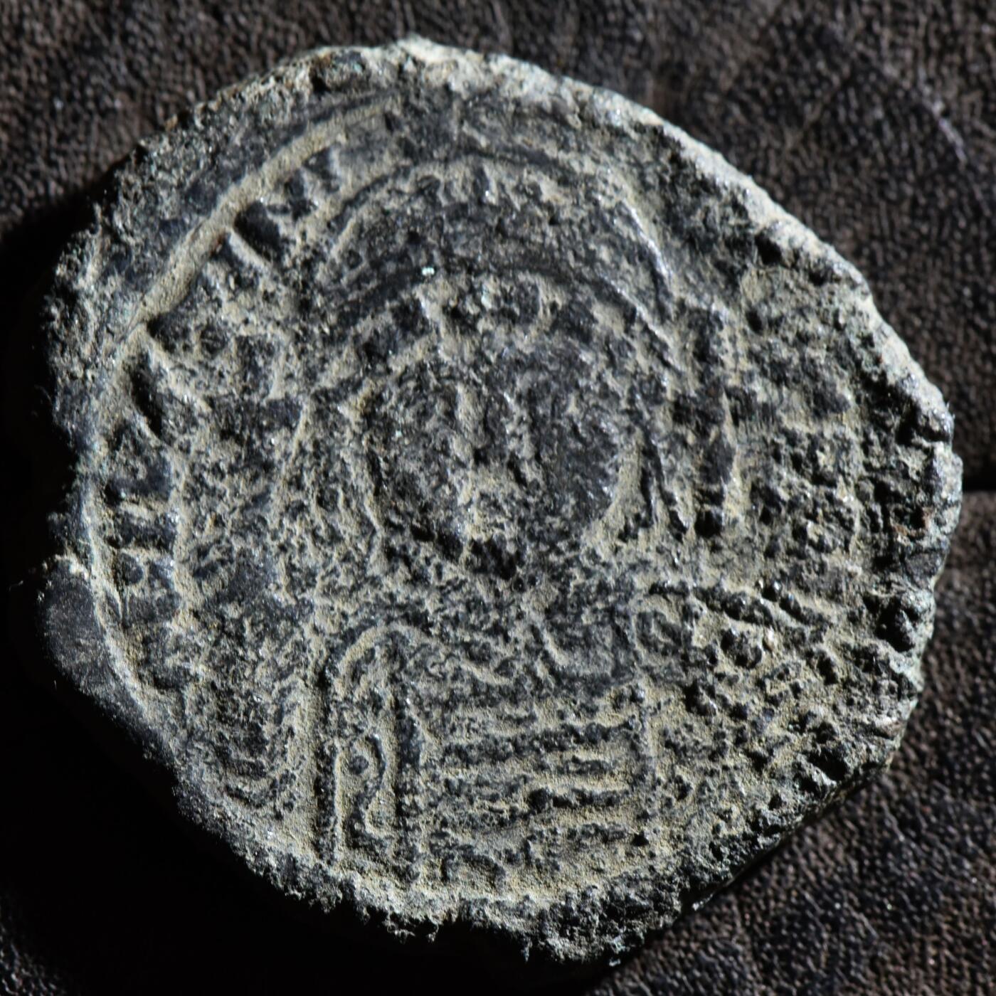 【良泉】第45期【直播场】1月15日晚19.30点开拍！ 208组，西方古代钱币、丝路古珠杂项专场