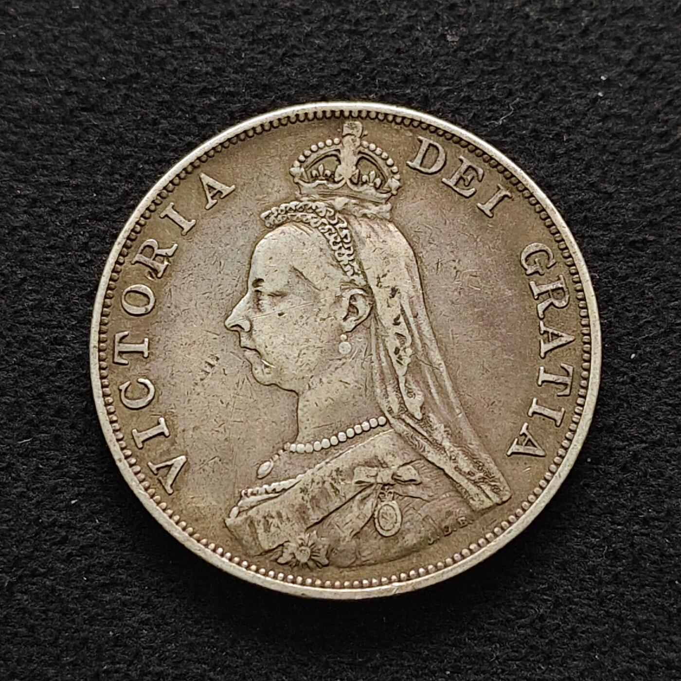 【全场包邮】纯粹捡漏拍491场（免费代拍第28场） 英国1889年维多利亚女王2佛罗林（36毫米22.6克）银币