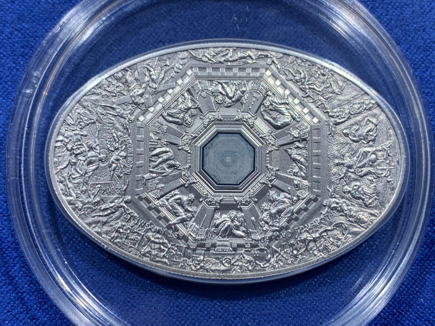 《竞宝斋》第452场 周日，周一 2场连拍 （全场包邮，欢迎送拍） 三枚一组 2012-2014年纳米宗教银币 库克群岛伊丽莎白二世5元 999银 2012年西斯廷教堂（24.8克）+ 2013年拉斐尔（25克）+ 2014年佛罗伦萨大教堂（25.2克），中间图案需要用超级放大镜看