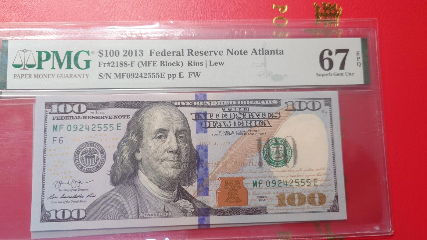 【新年首拍】世界钱币～微拍第222期暨2025年第62期  评级币专场 剩余部分硬通评级币汇率起拍 欢迎参与 2013年美国100元 带4豹子号555 PMG67E