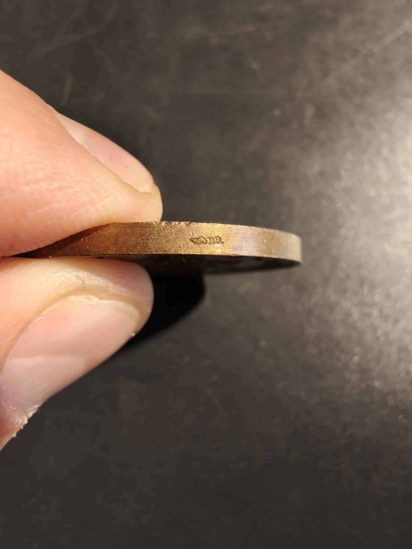 老王徽章第172期 法国巴黎铸币局大铜章     直径36mm   重量21.7g