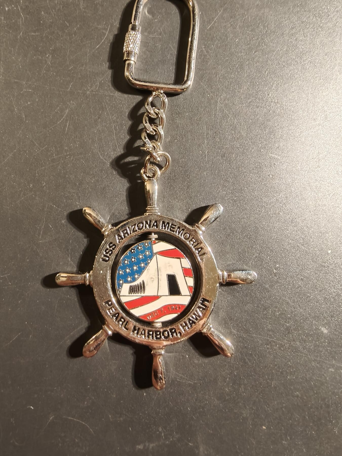 老王徽章第172期 美国海军亚利桑那号战列舰纪念馆钥匙扣